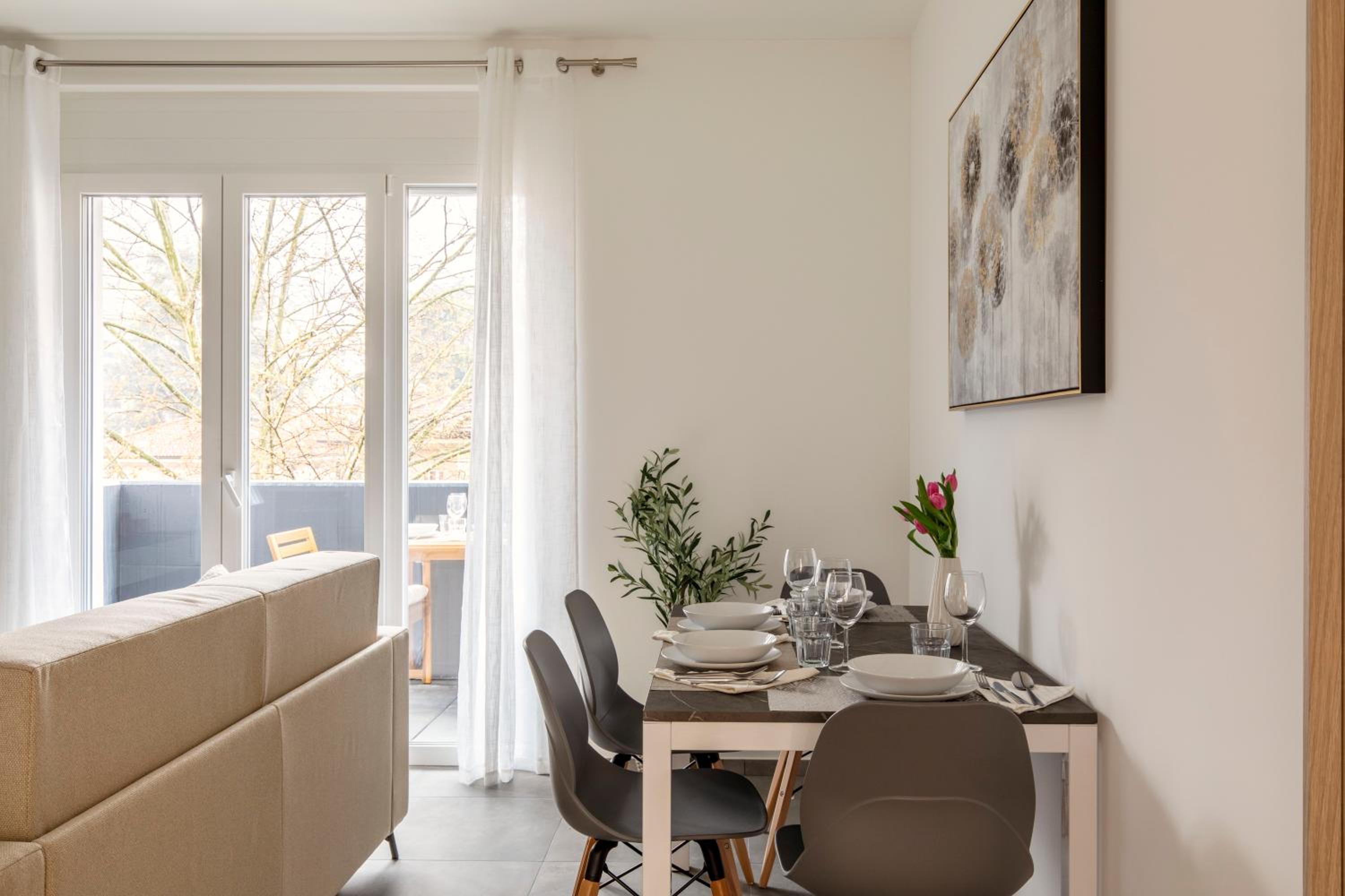 Lugano Superior Suites - Free Parking