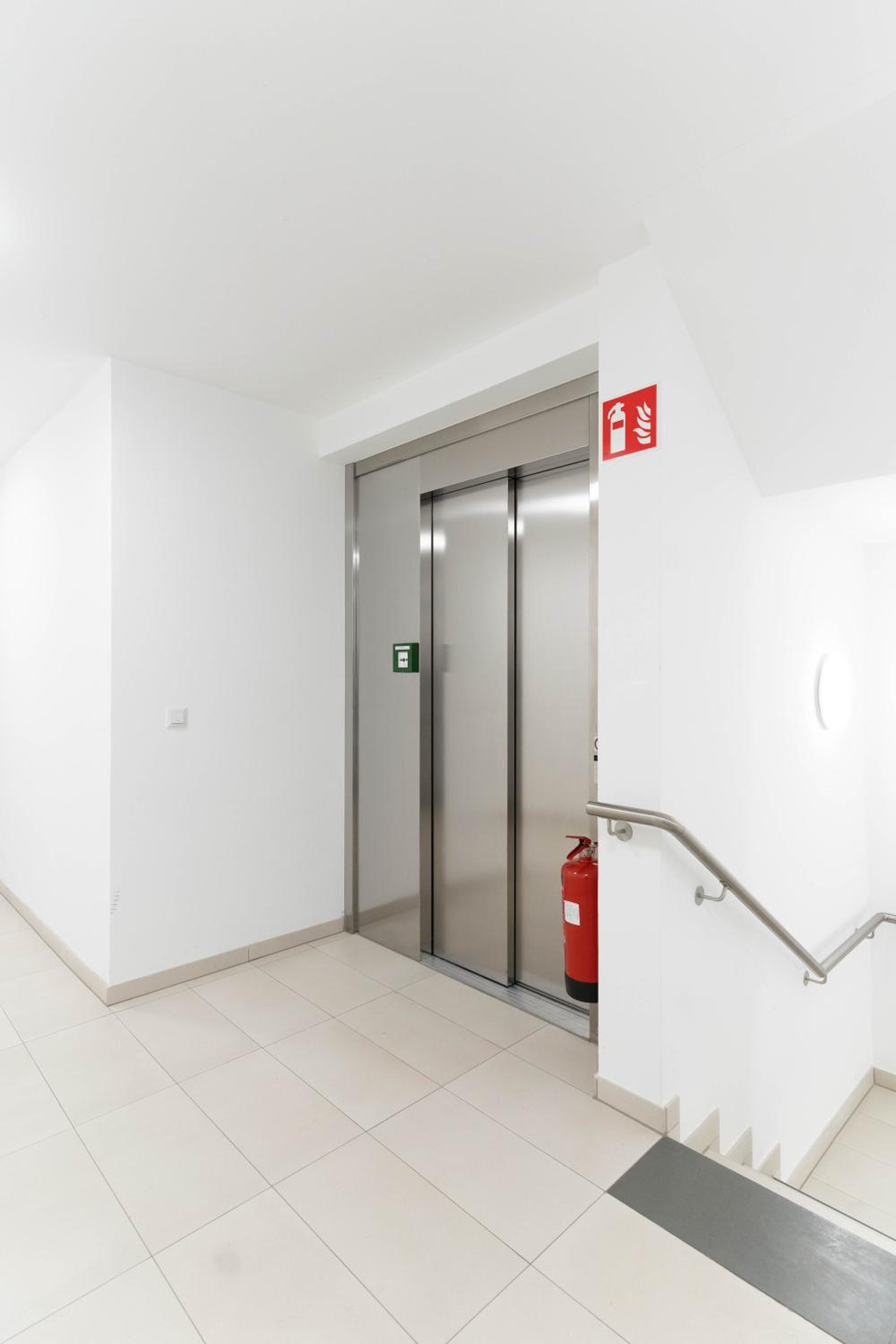 Luxurious apartment with big balcony near city center