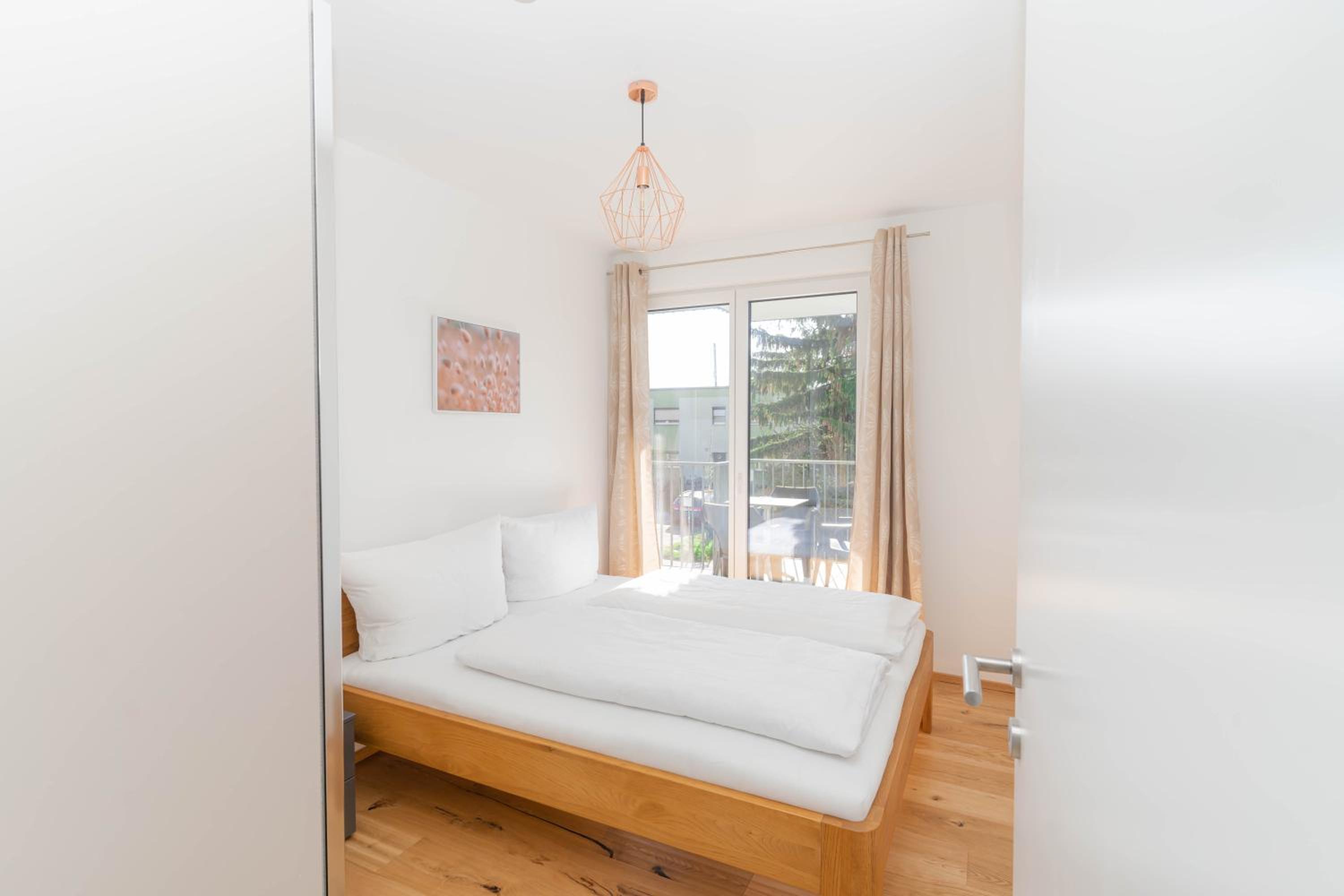 Luxurious apartment with big balcony near city center