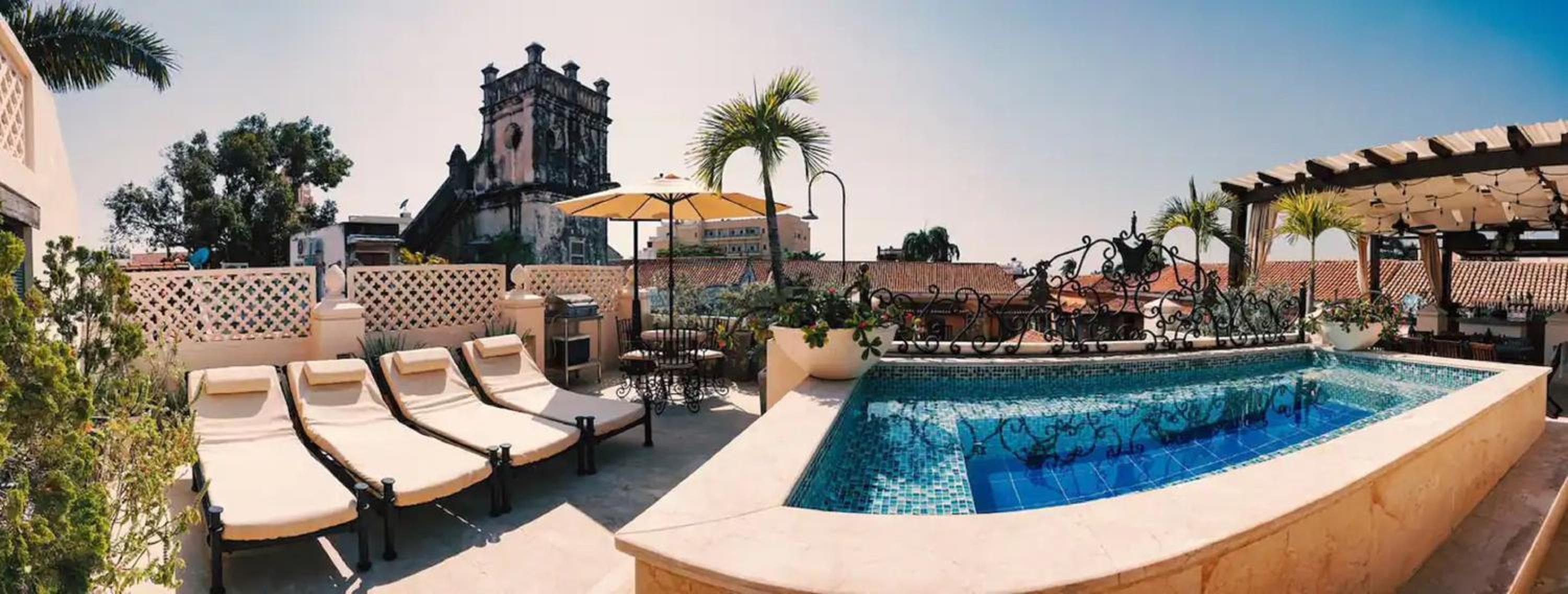 7ESP-4 CASA DE 7 HABITACIONES CON PISCINA Y WIFI EN EL CENTRO HISTORICO