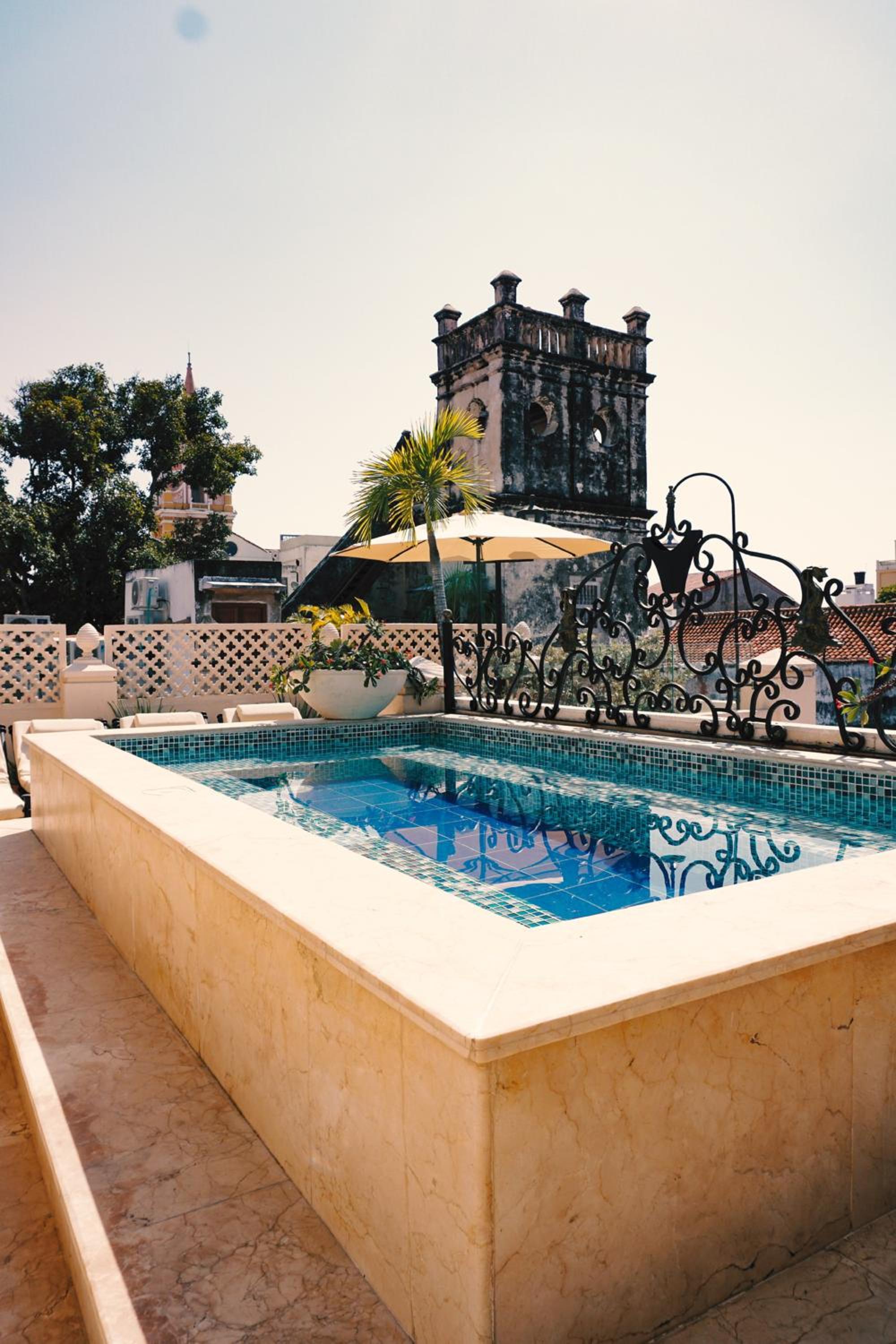 7ESP-4 CASA DE 7 HABITACIONES CON PISCINA Y WIFI EN EL CENTRO HISTORICO