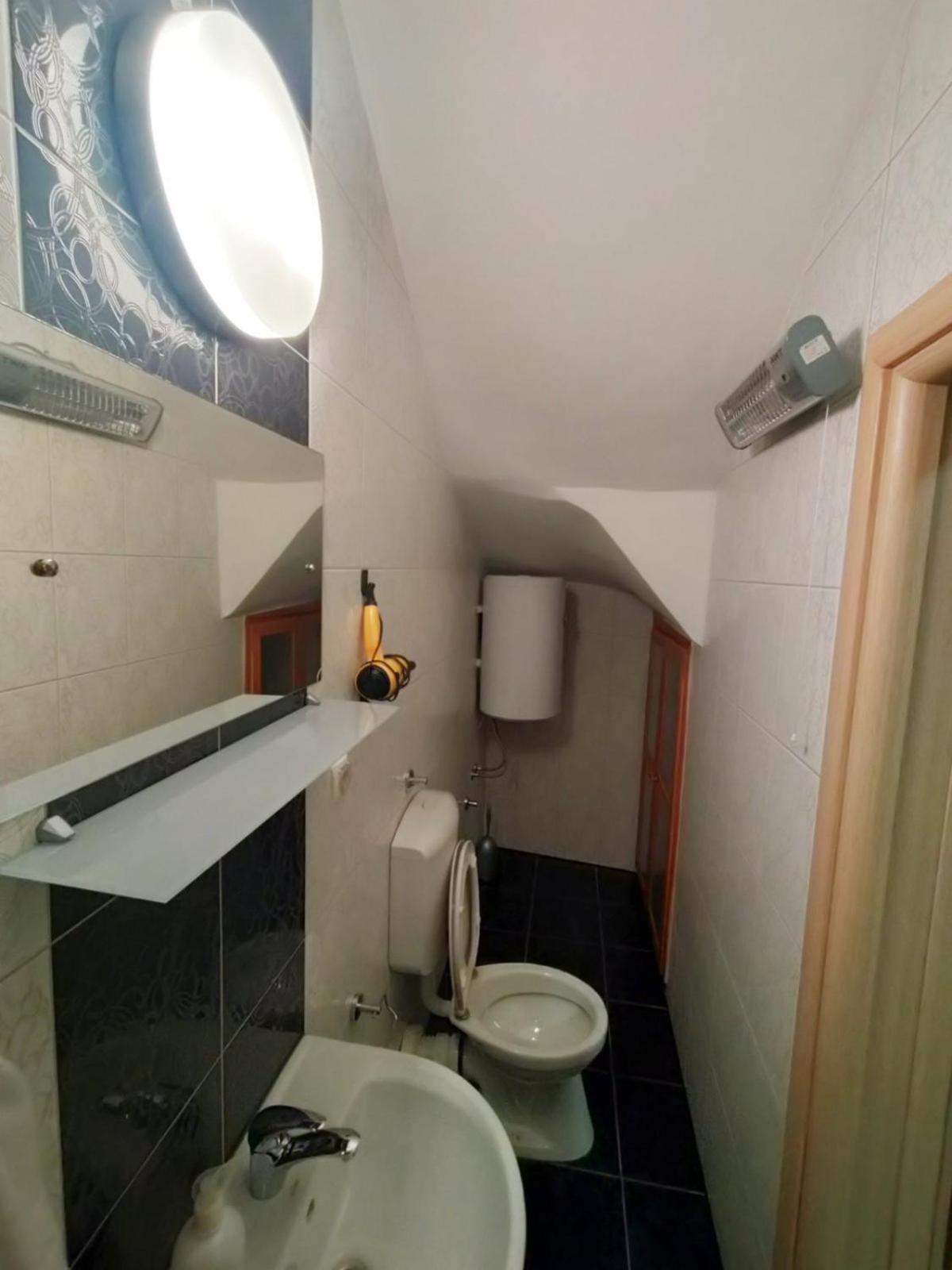 Lovely Home Rooms Center