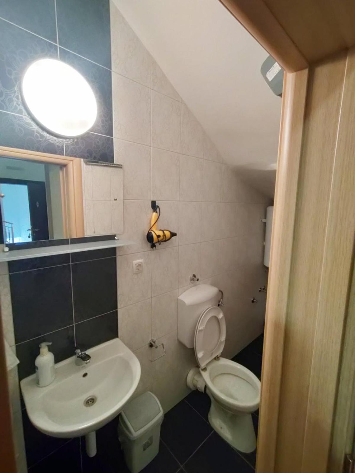 Lovely Home Rooms Center