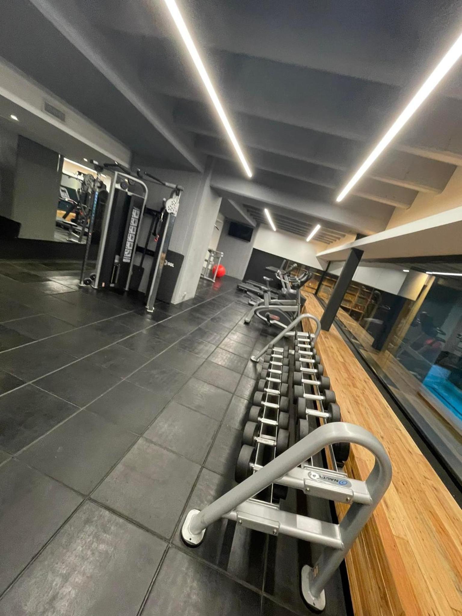 Nuevo Departamento de categoría de 2 ambientes con cochera, gimnasio, pileta climatizada y amenities premium en ROYAL PARK Mar del Plata, excelente ubicaci