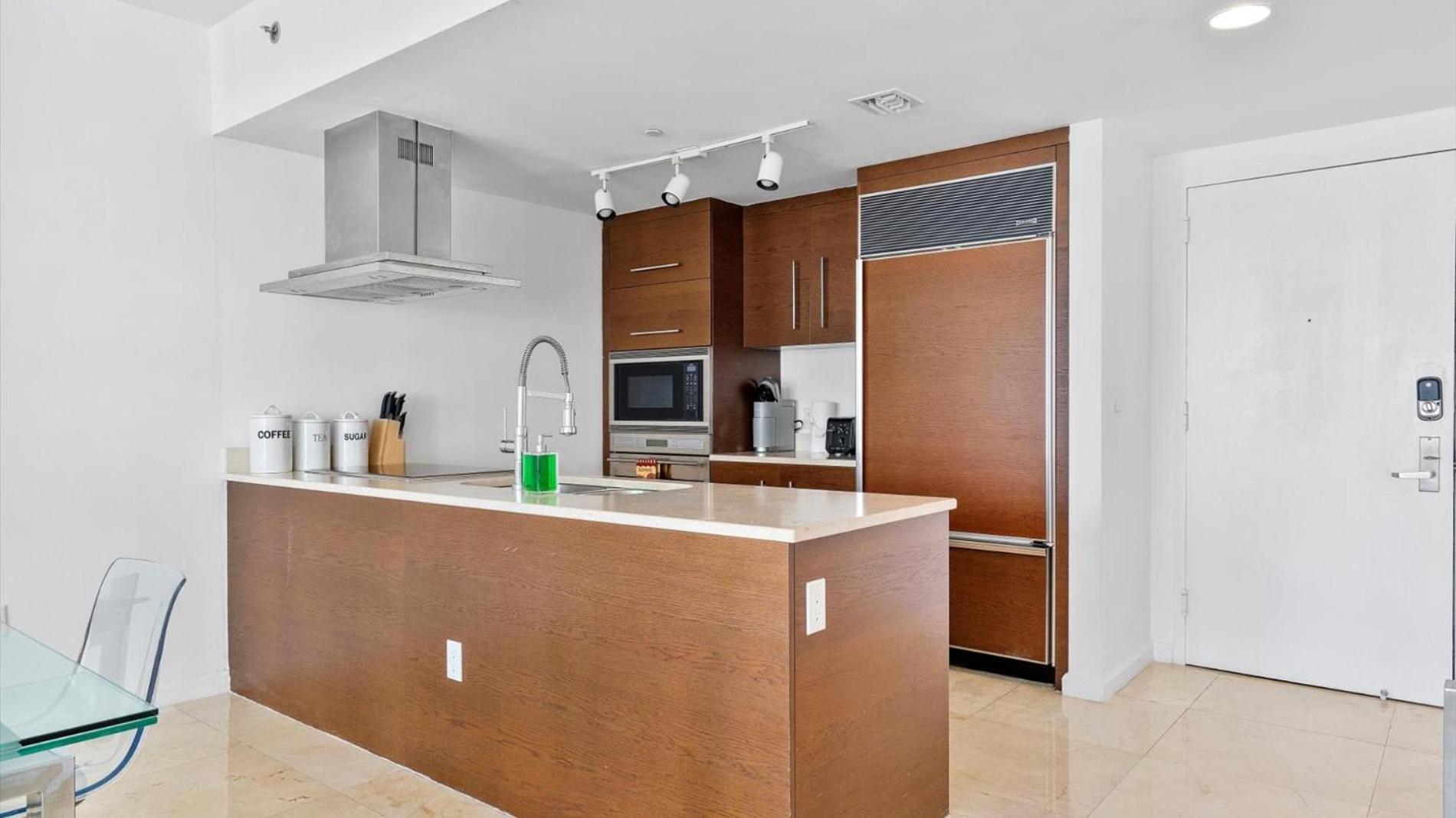 Icon Brickell 1 bed Miami 32nd