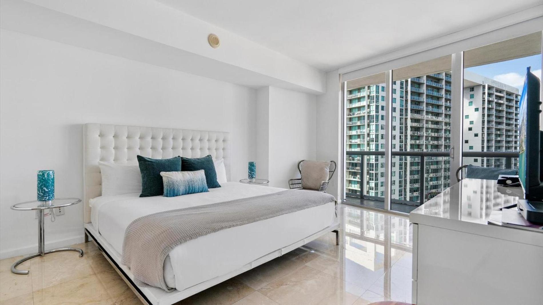 Icon Brickell 1 bed Miami 32nd