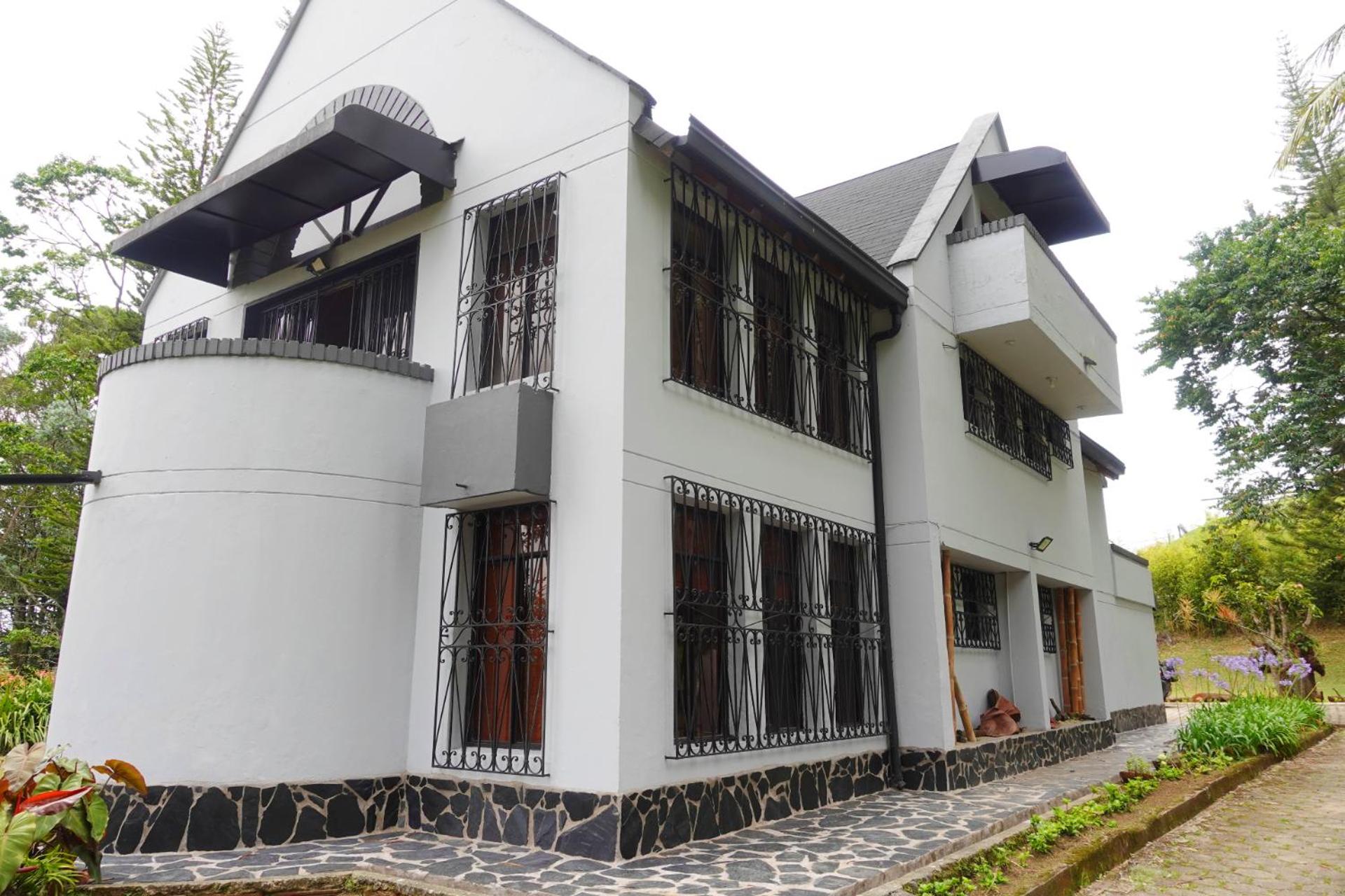 Hermosa Finca El Castillo - Excelente Ubicación Rionegro Marinilla