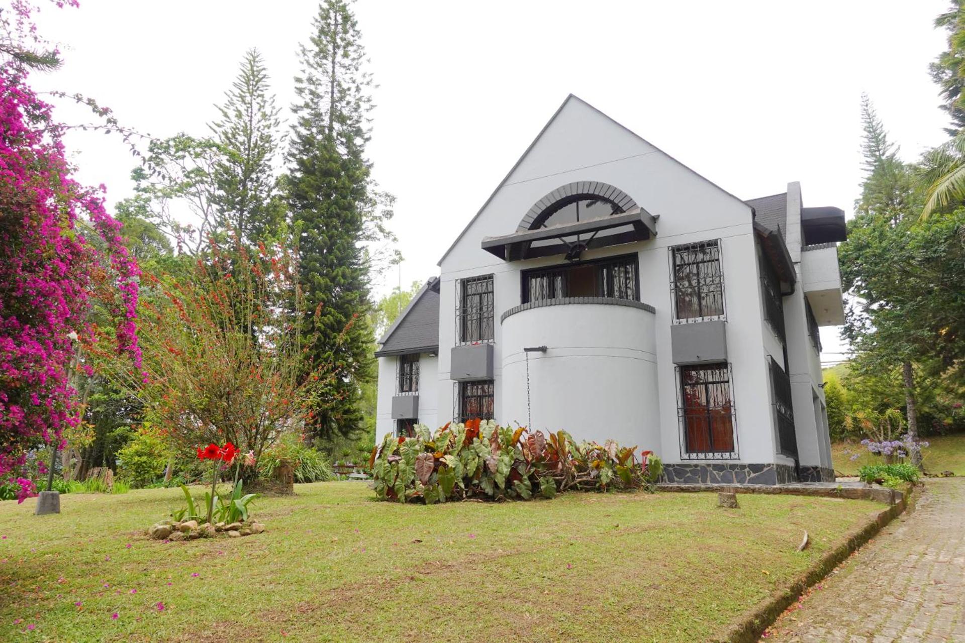 Hermosa Finca El Castillo - Excelente Ubicación Rionegro Marinilla