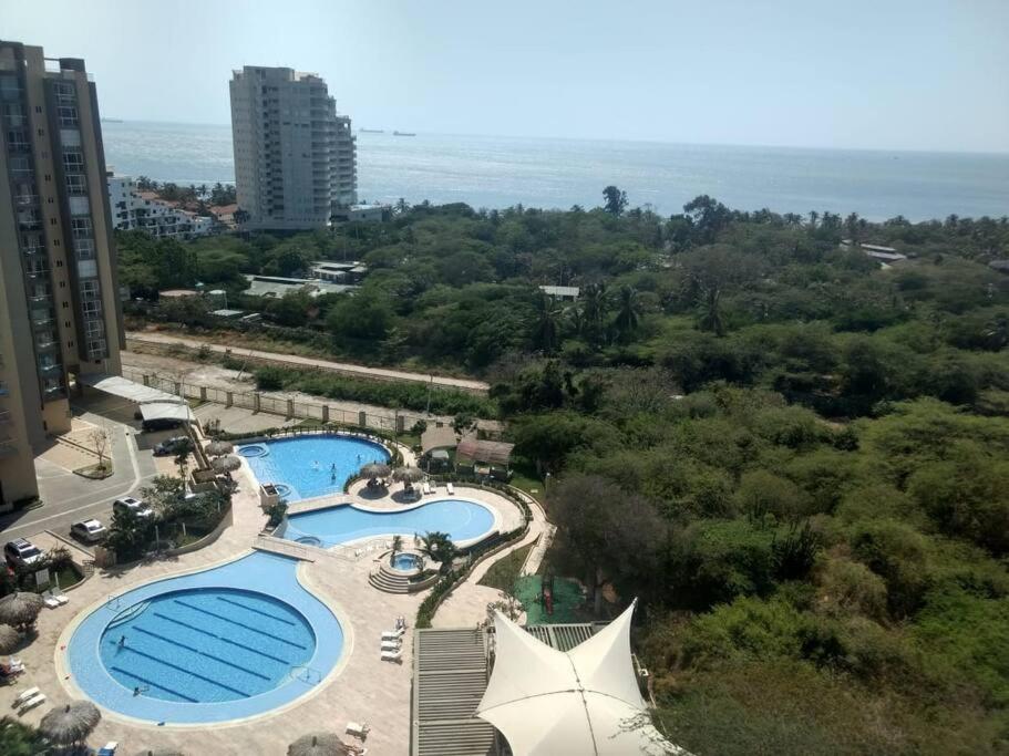 Amazing Penthouse ZAZUE