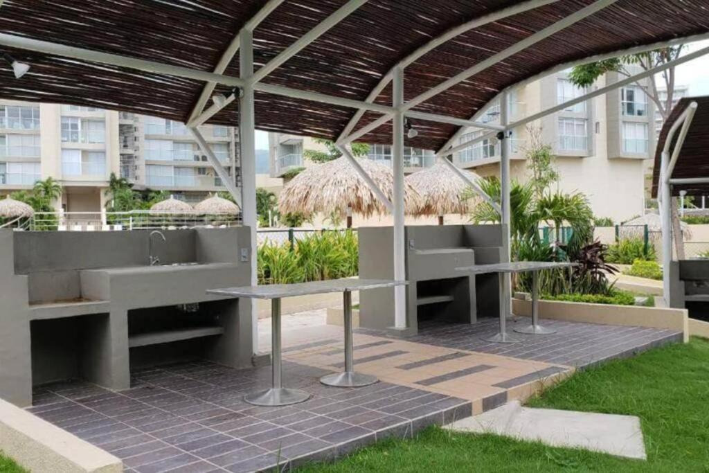 Amazing Penthouse ZAZUE