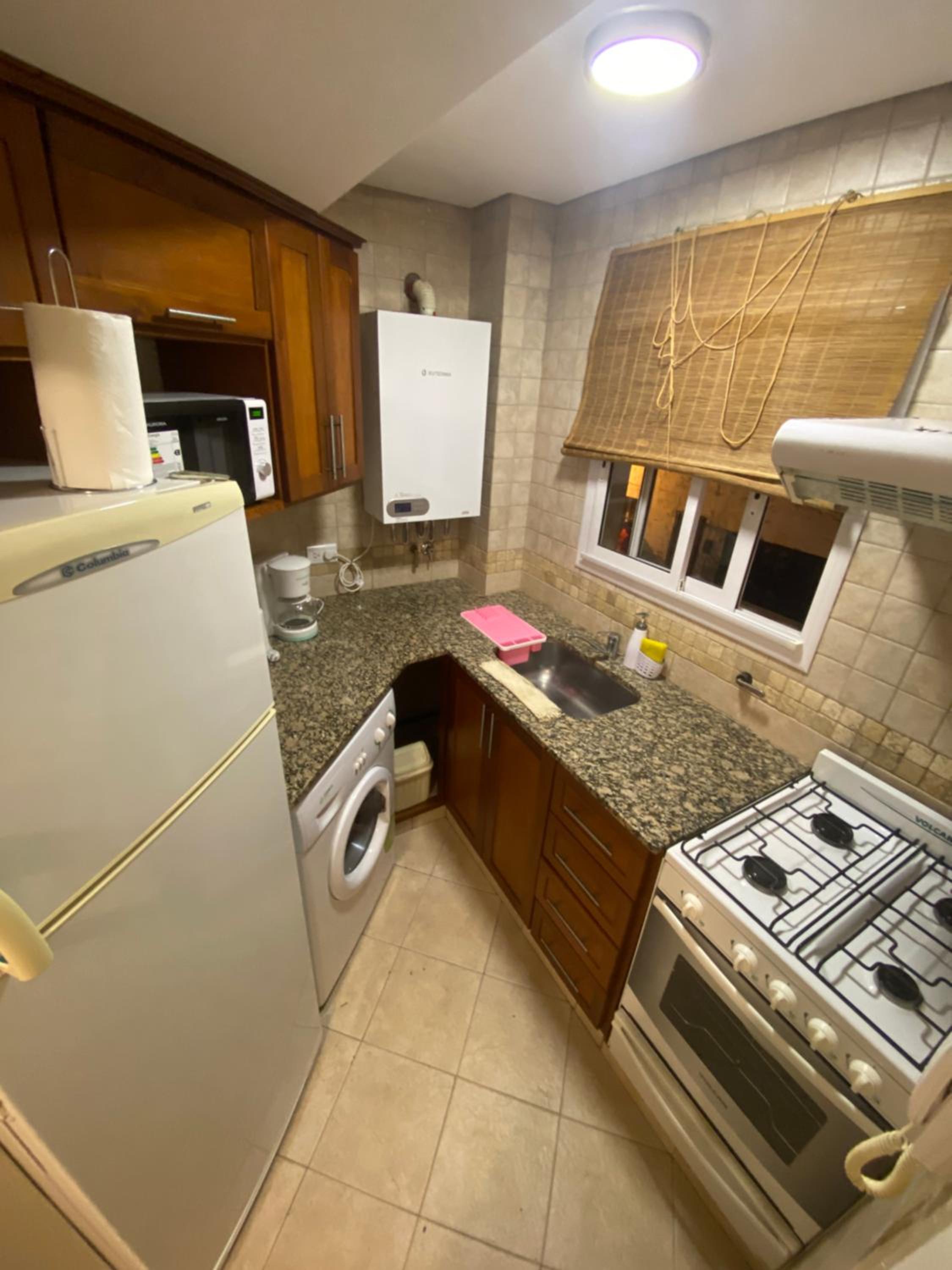Gertrudis - Central Point Apartments