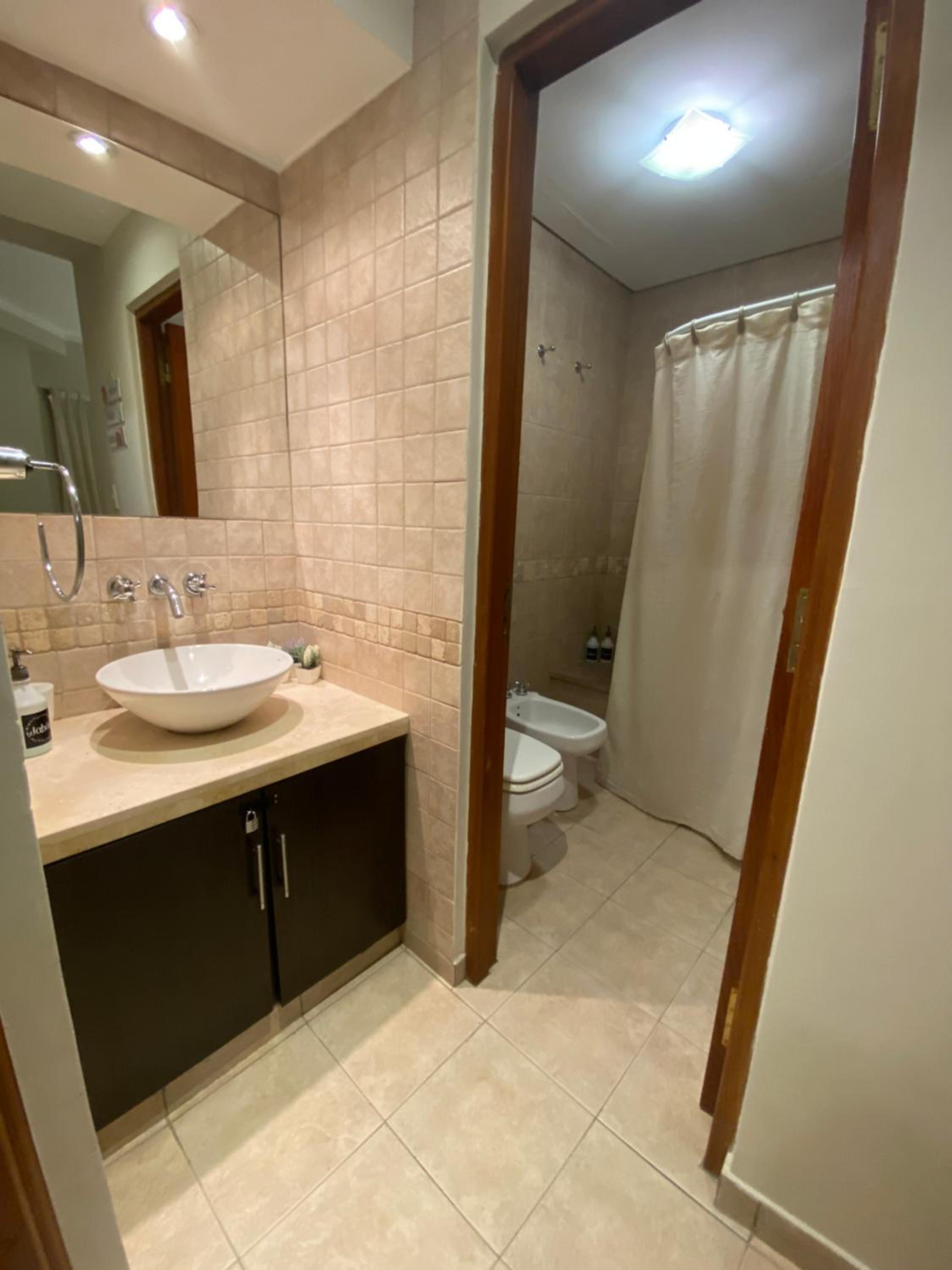 Gertrudis - Central Point Apartments