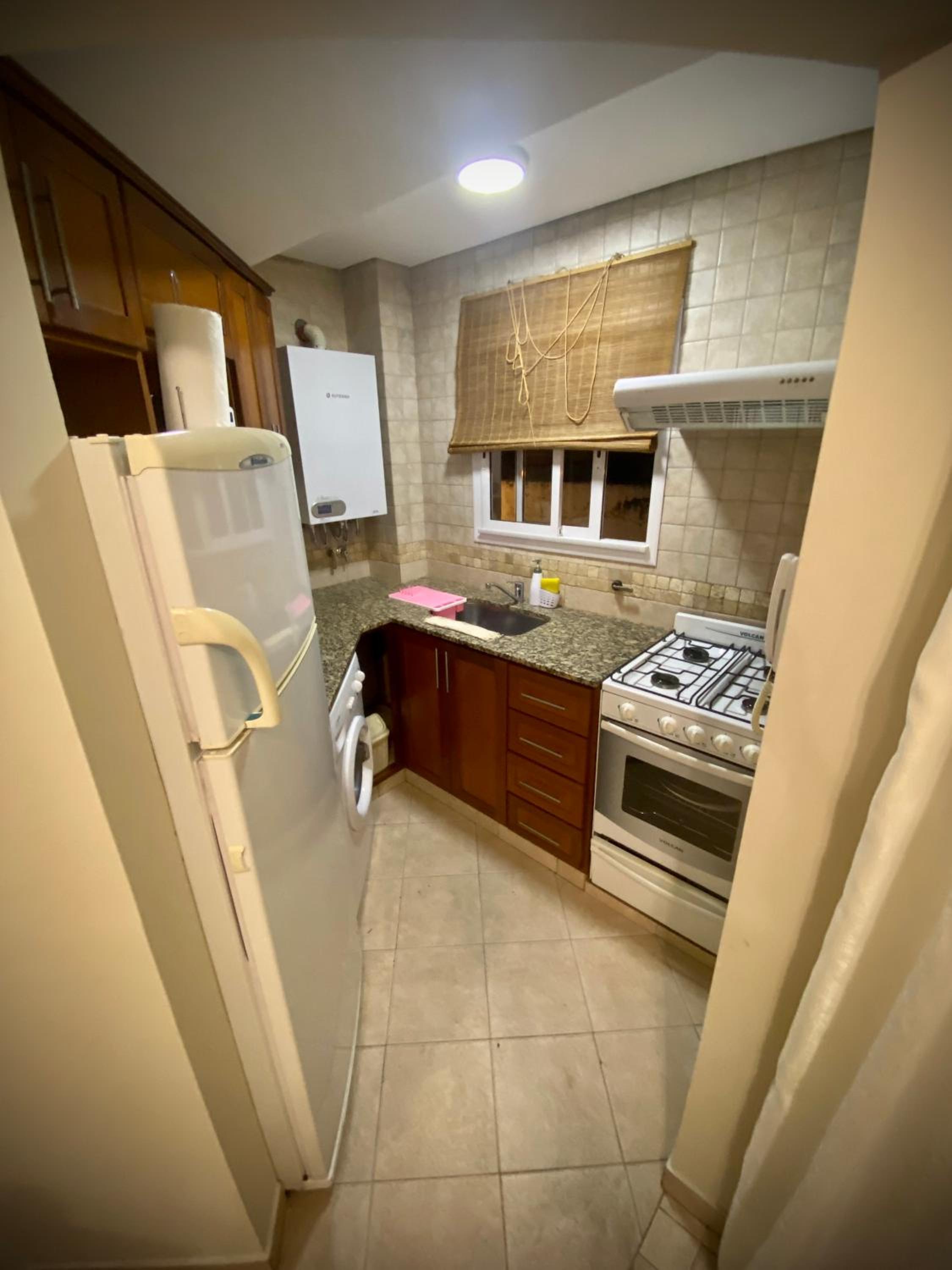 Gertrudis - Central Point Apartments