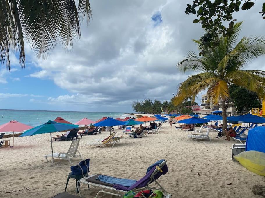 Private 3BR Tropical Paradise near Oistins