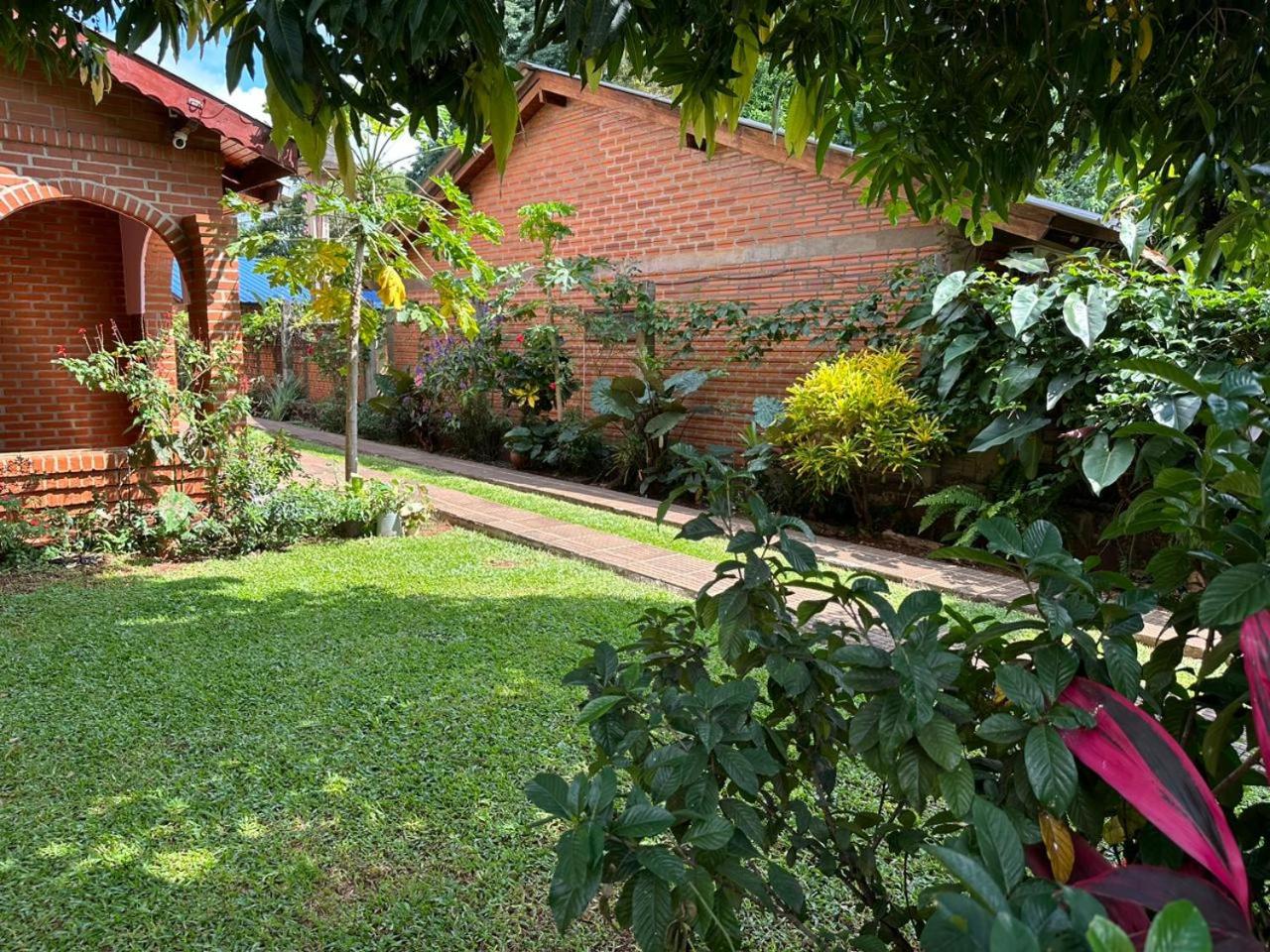 Cabañas Dorys Cataratas Del Iguazu