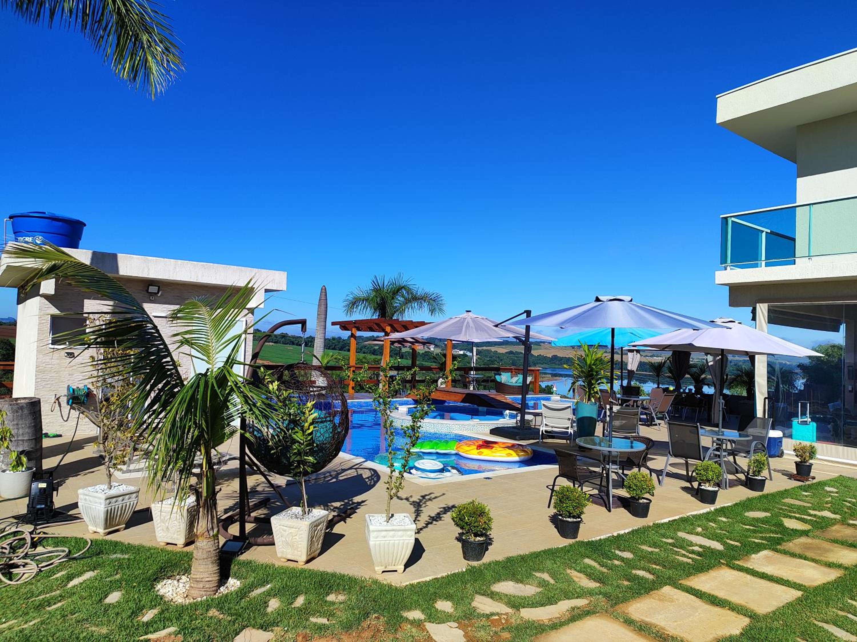 Chácara Arena JK com Piscina integrada com Sauna e Hidromassagem