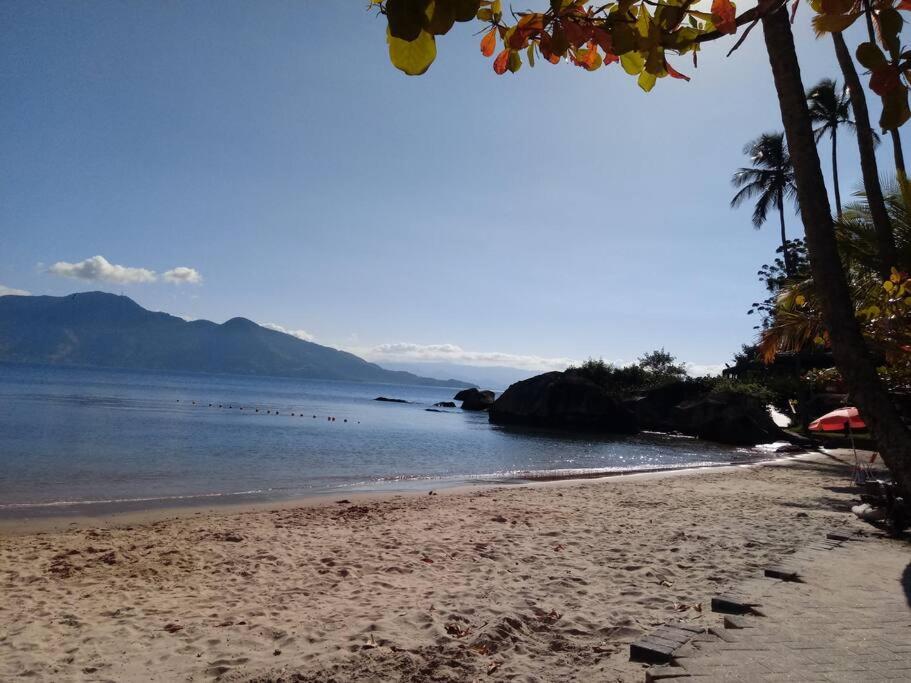 Ilhabela 1 verde Praia do Julião suíte a 70 m da areia