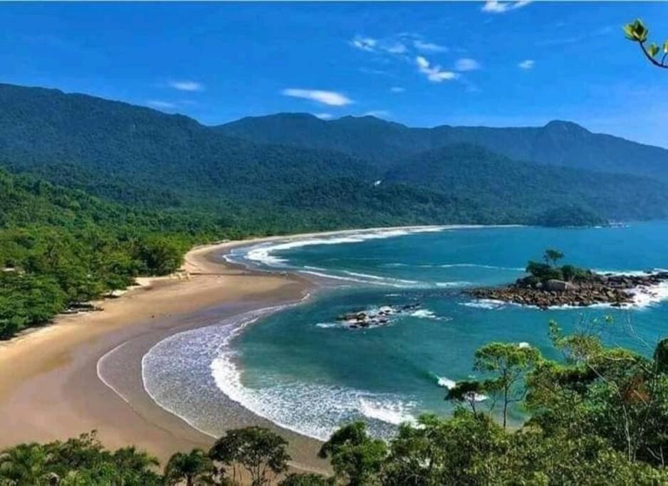 Ilhabela 1 verde Praia do Julião suíte a 70 m da areia
