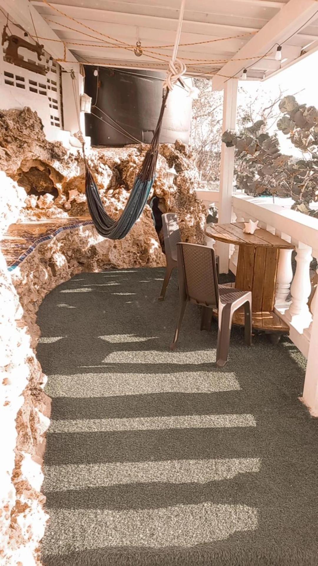 The Rock House Eco
