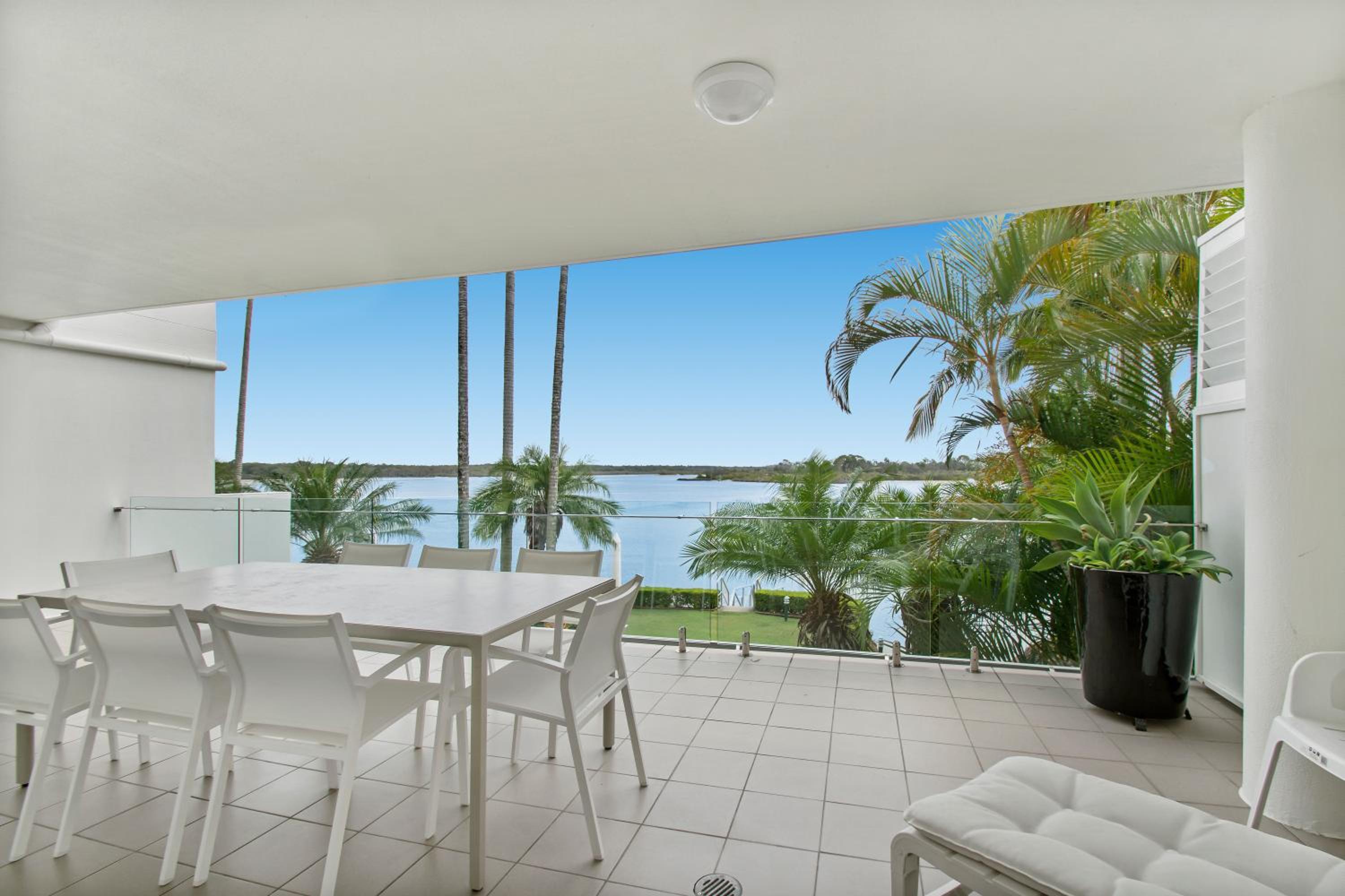 Noosa Quays Waterfront Accomodation