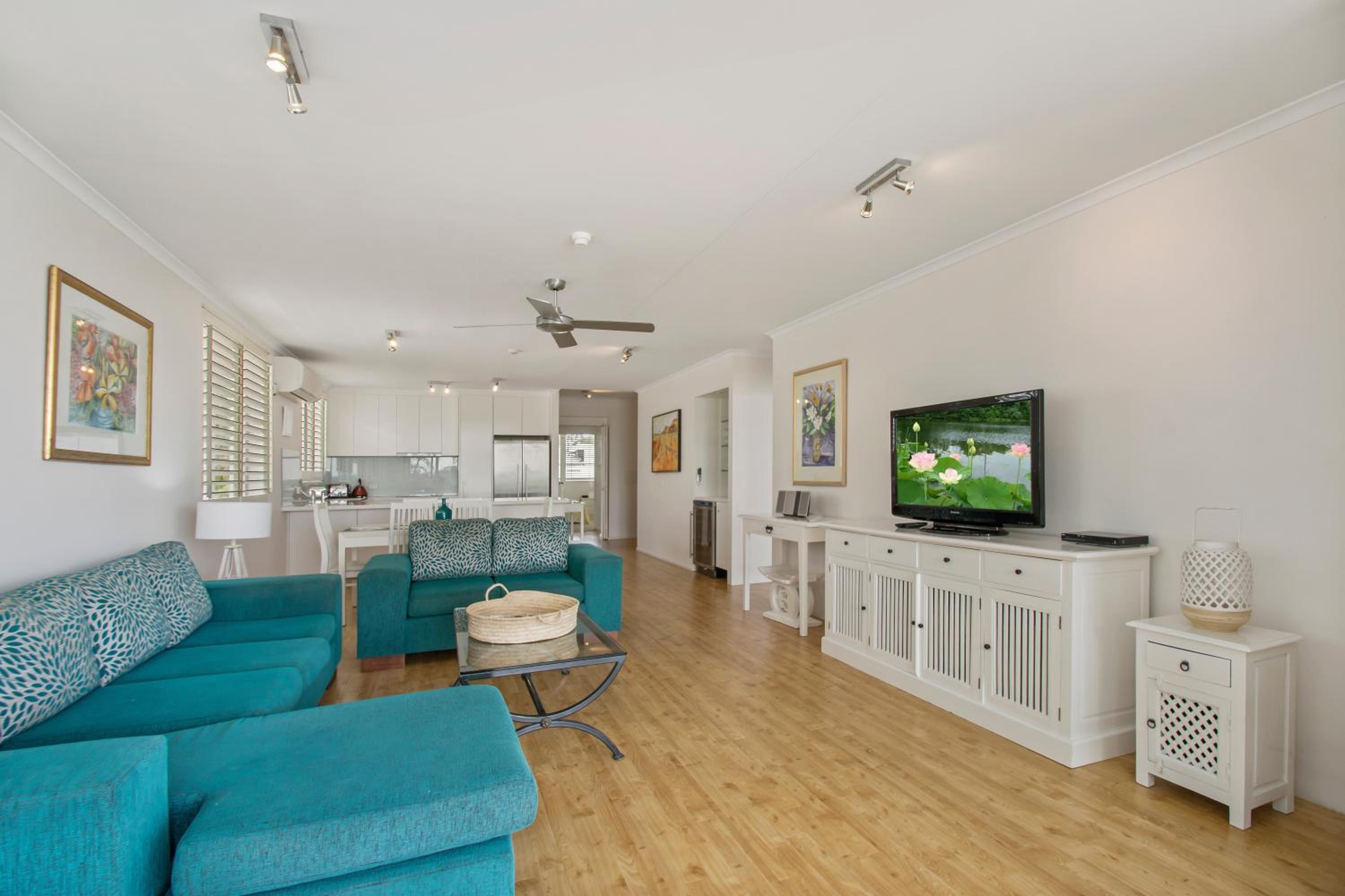 Noosa Quays Waterfront Accomodation