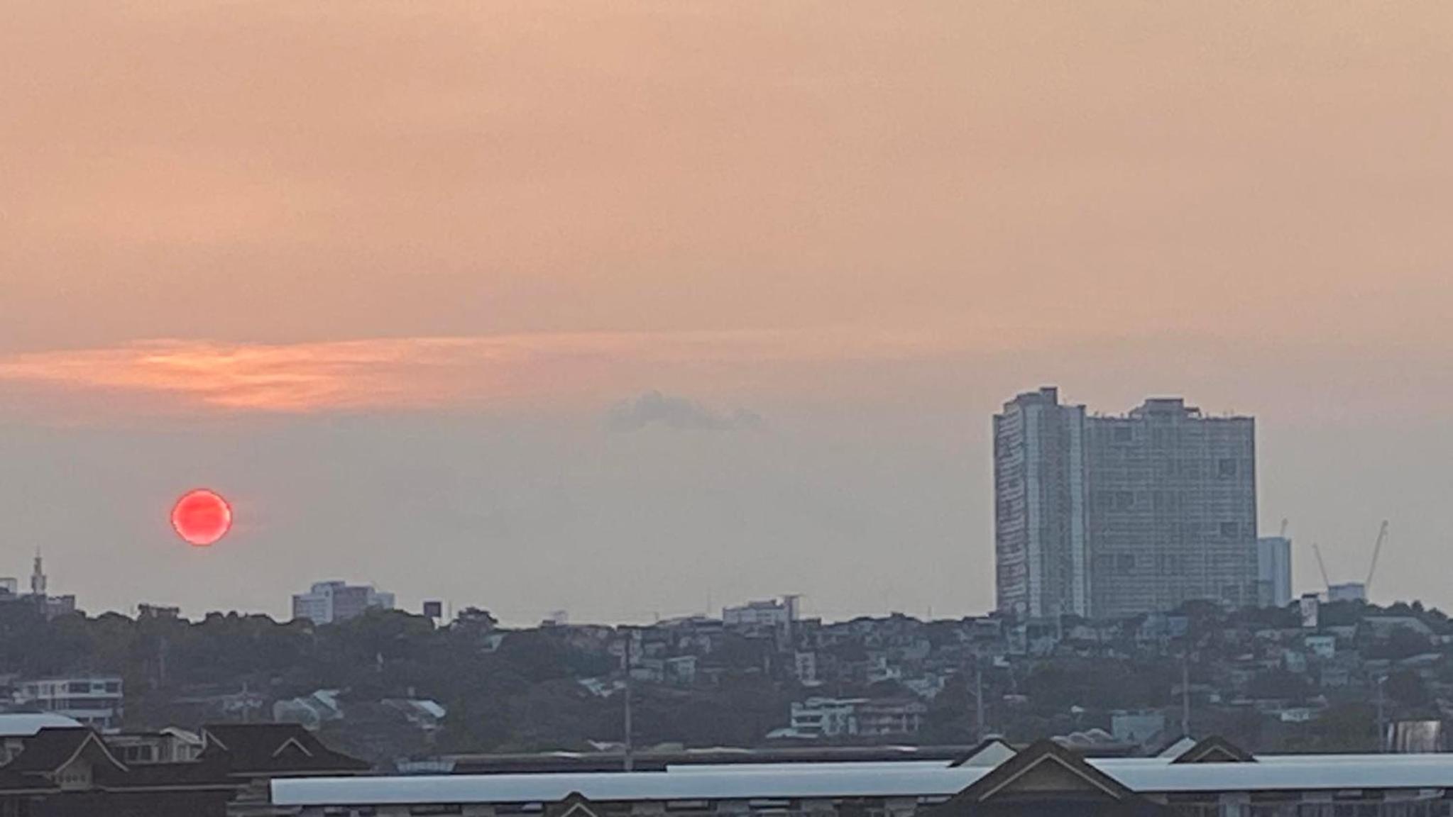 Staycation @Bali Oasis 2- 2BR unit with sunset view view 3
