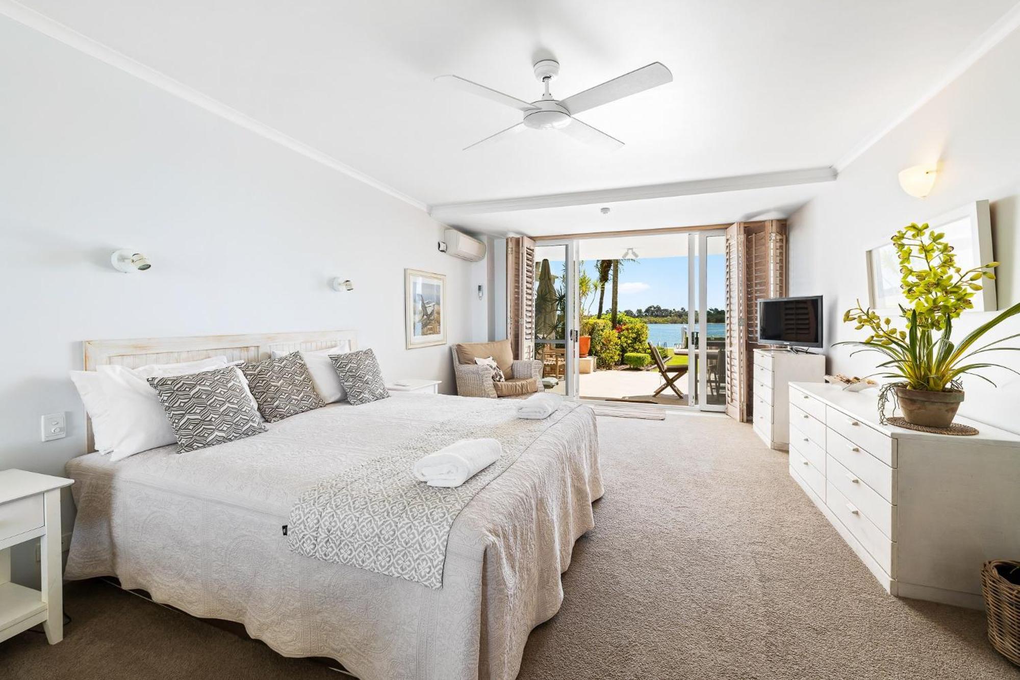 Noosa Quays Waterfront Accomodation