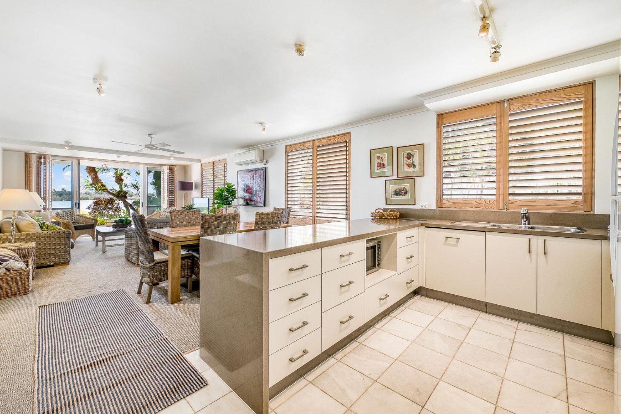 Noosa Quays Waterfront Accomodation