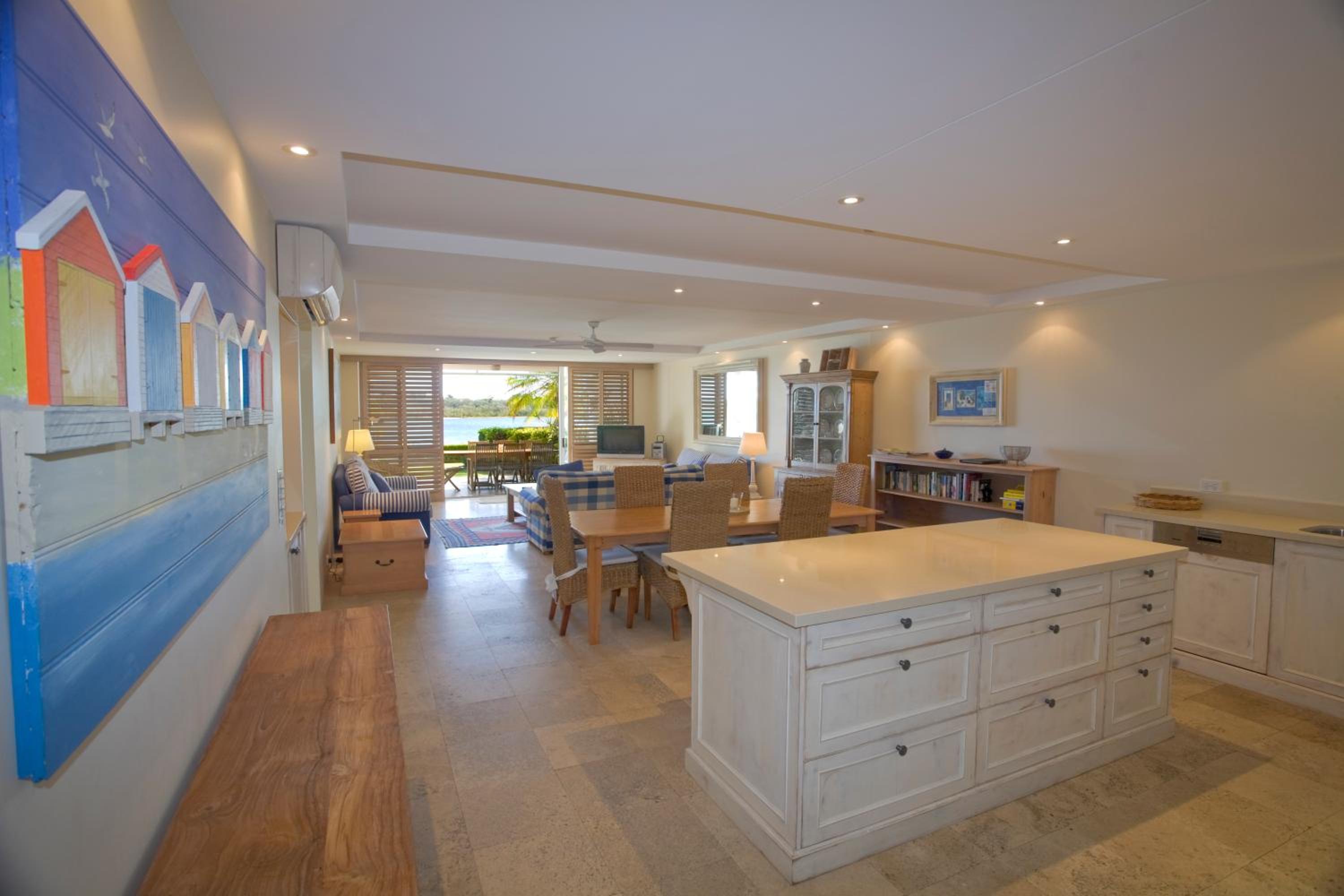 Noosa Quays Waterfront Accomodation