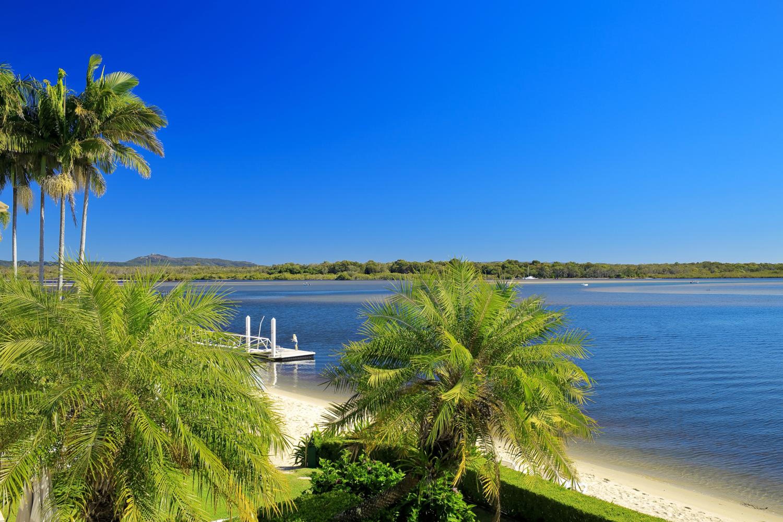 Noosa Quays Waterfront Accomodation