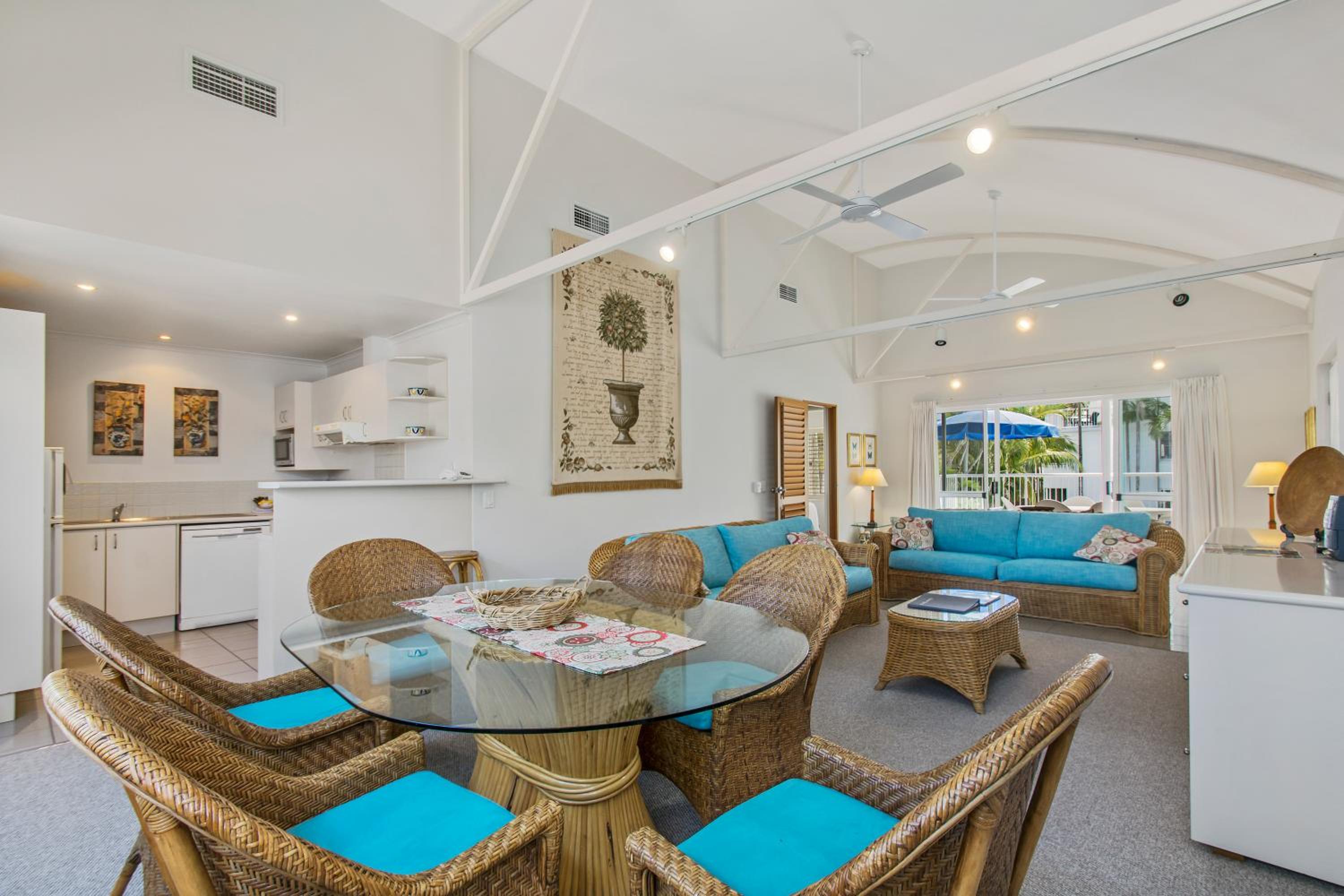 Noosa Quays Waterfront Accomodation