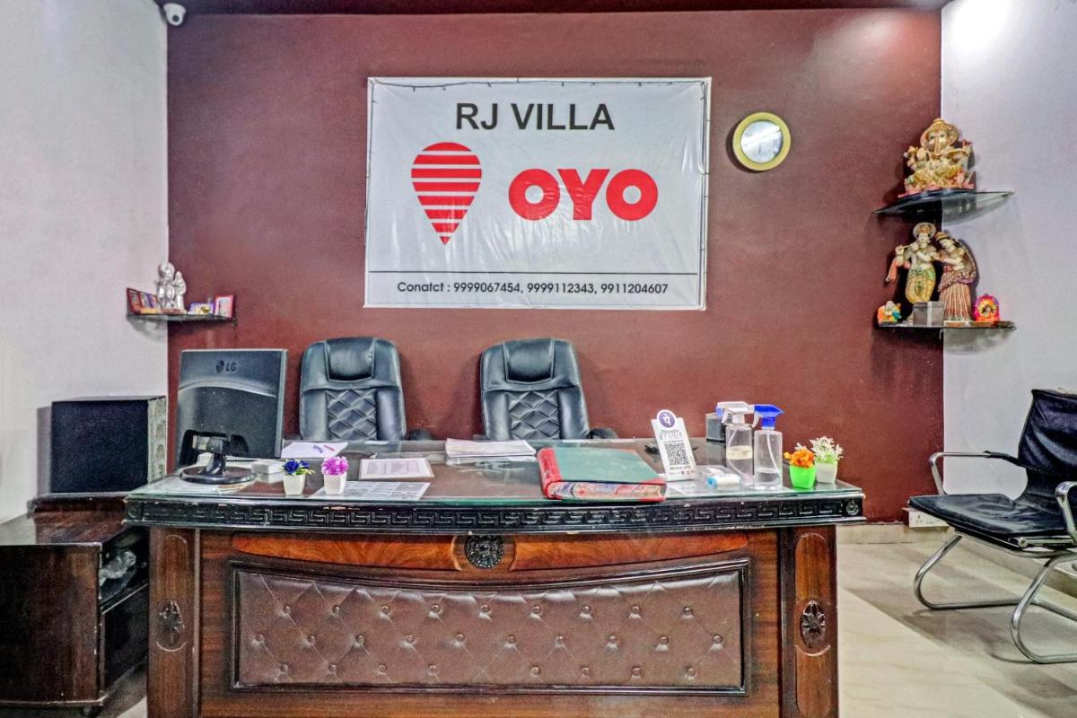 hotel reception