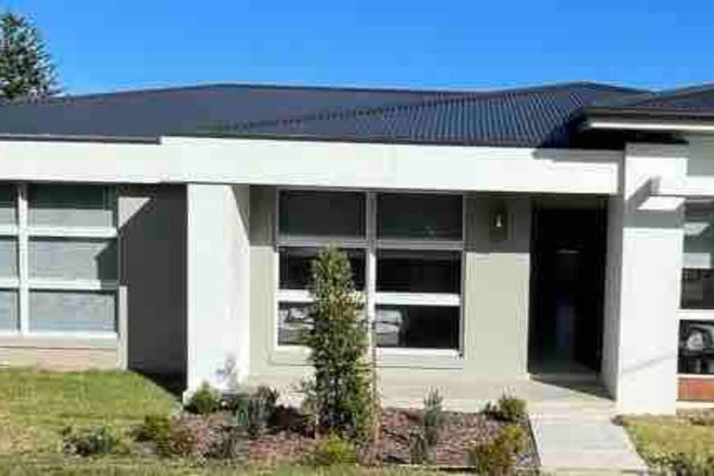 Brand new 5 star category home at RedHead beach