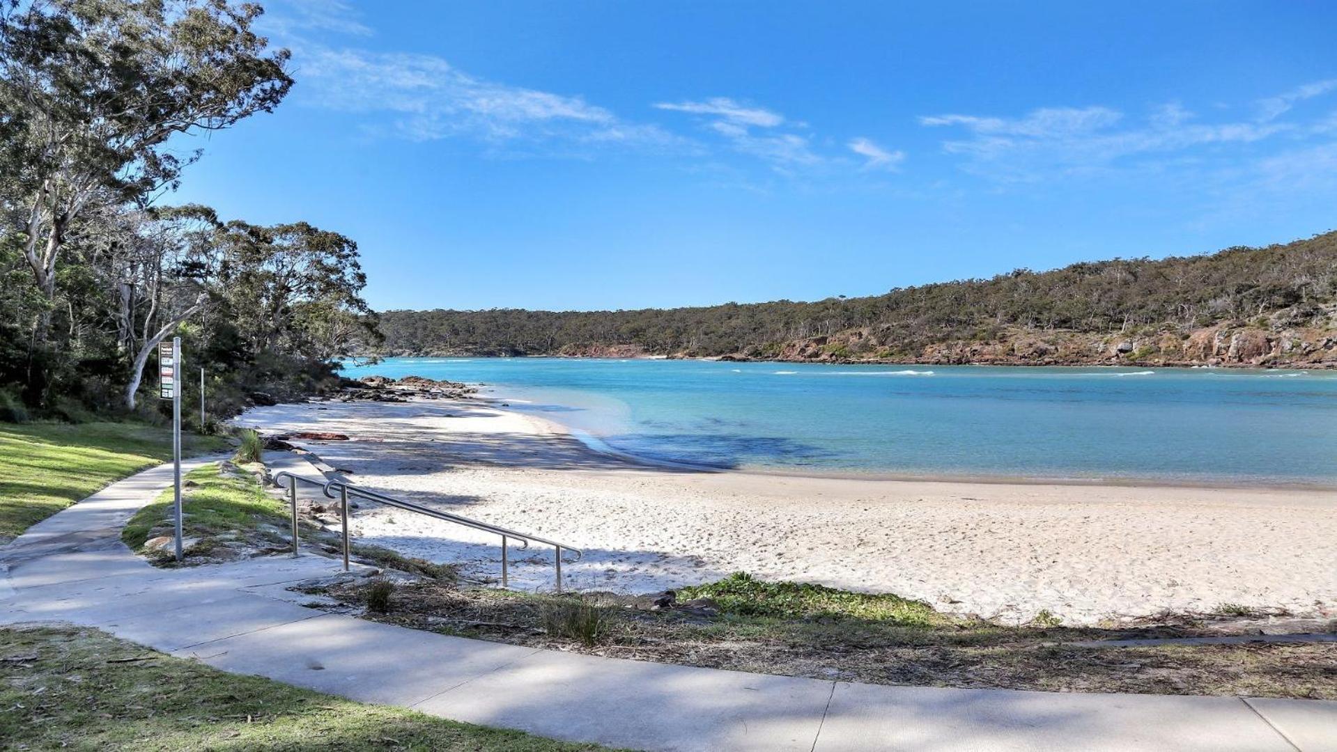 27 Kanangra Street Pambula Beach