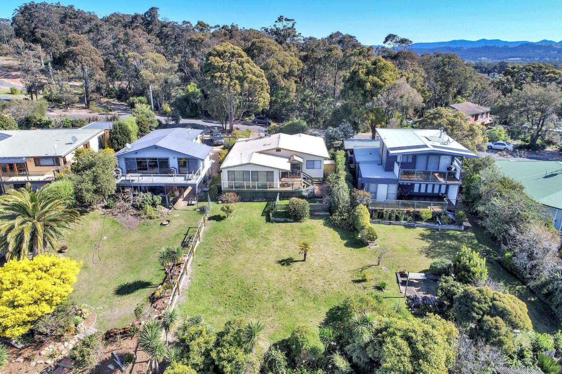 27 Kanangra Street Pambula Beach