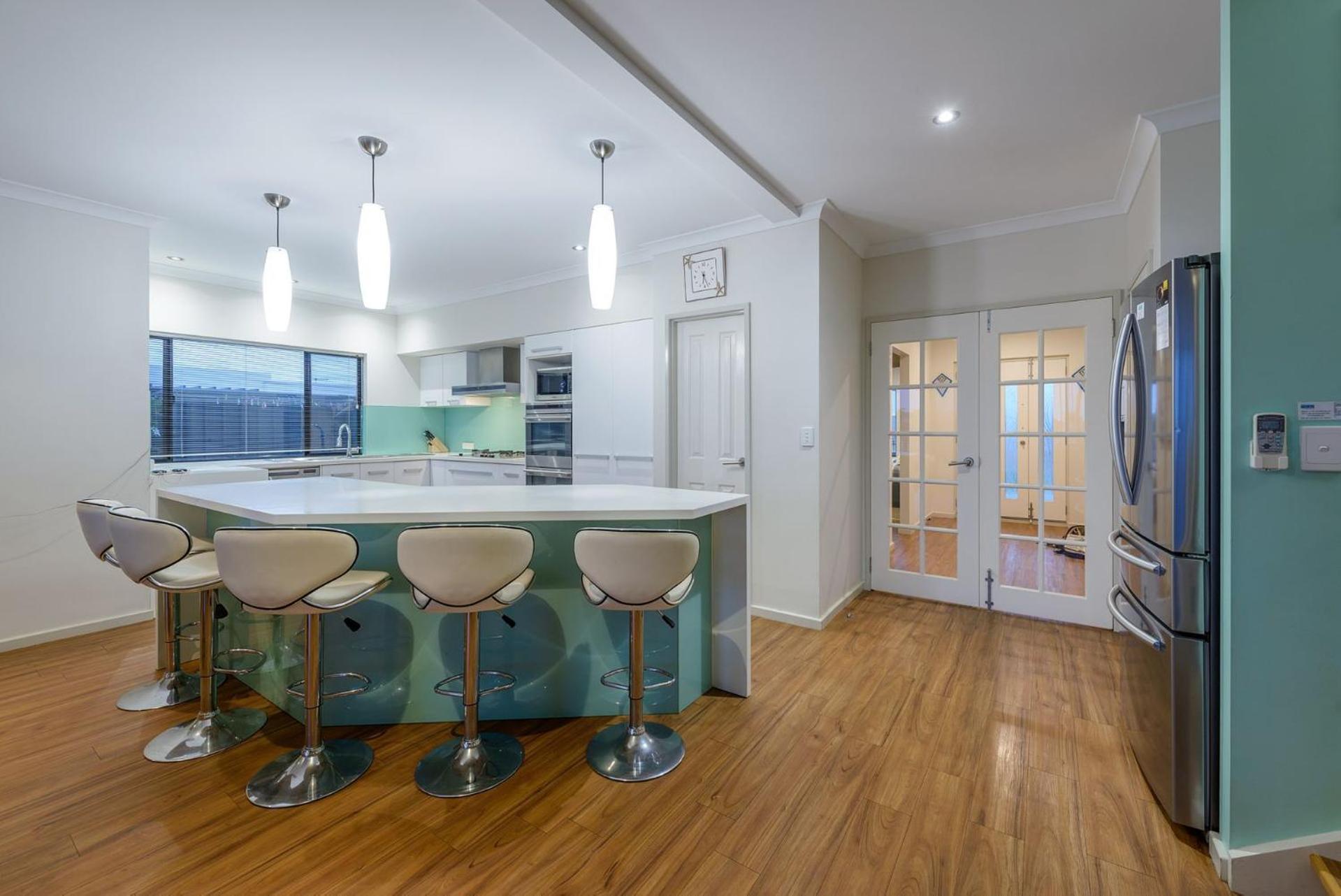 34 Gnulli Court