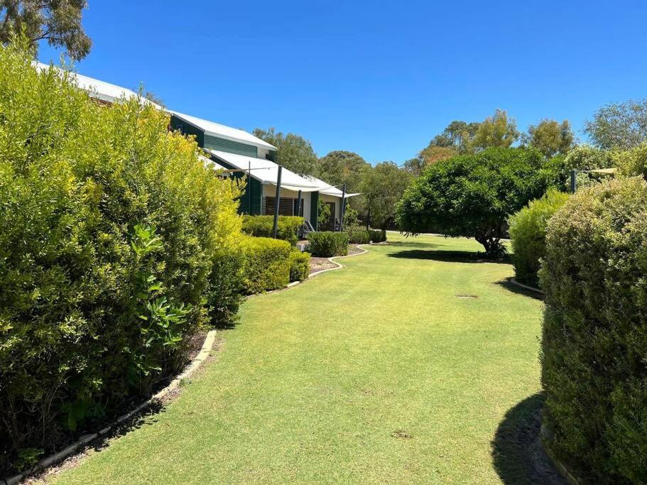 Townhouse 7 - Located at FOOTPRINTS PRESTON BEACH RESORT