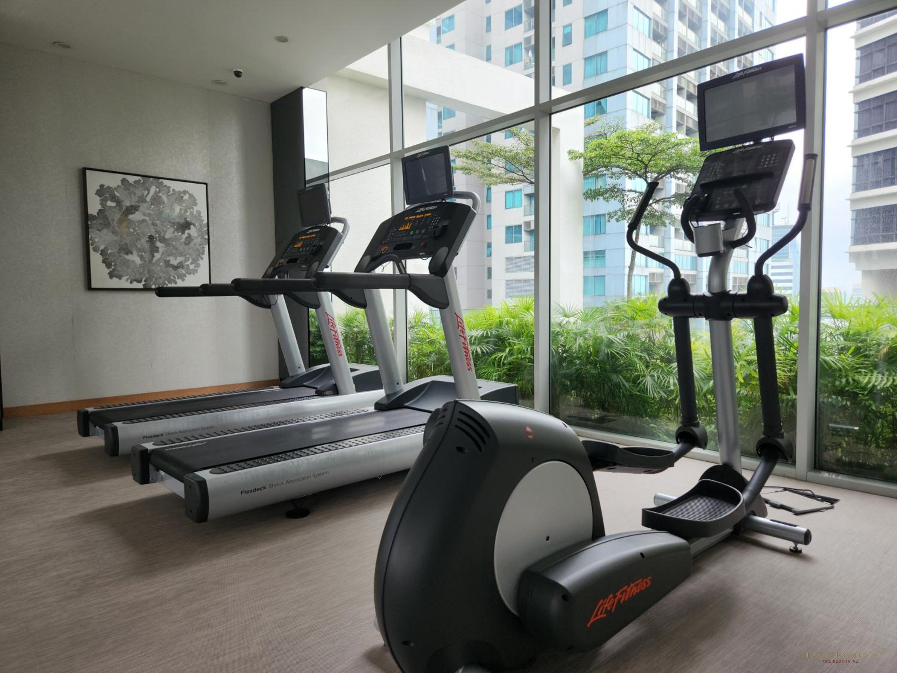 Luxurious stay in 188 Fraser Residence Suite