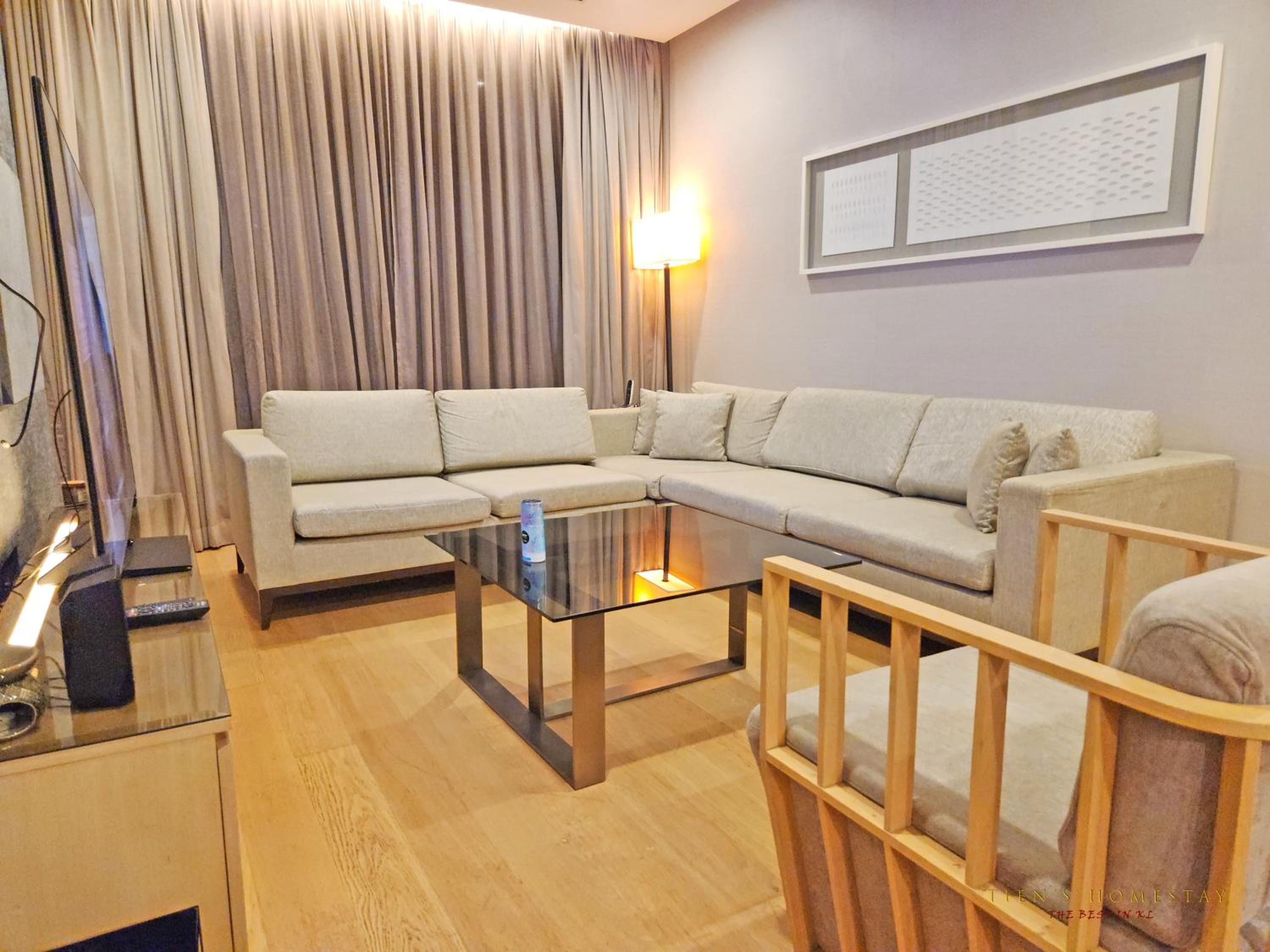 Luxurious stay in 188 Fraser Residence Suite