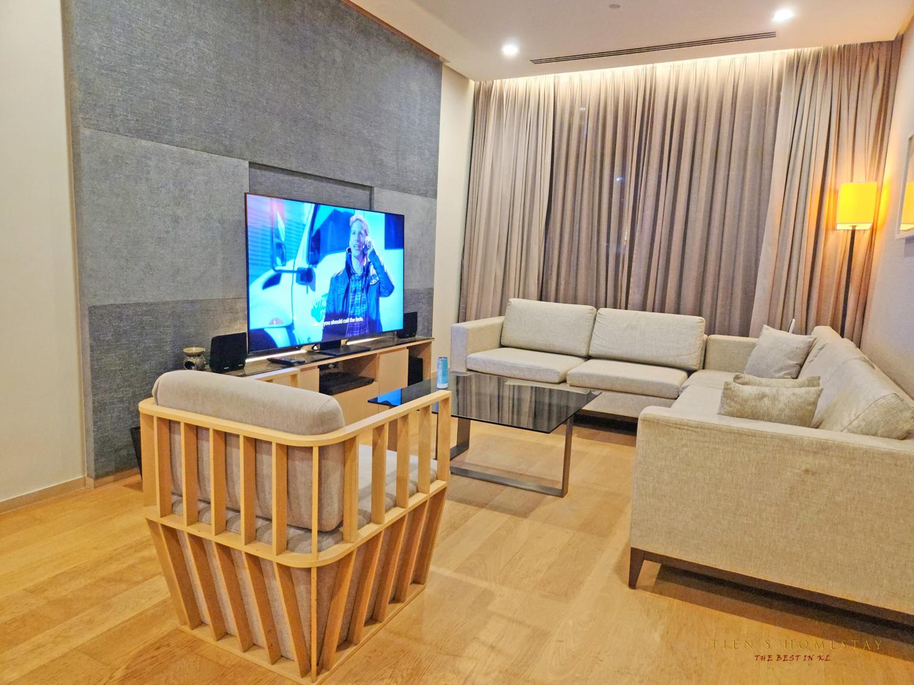 Luxurious stay in 188 Fraser Residence Suite