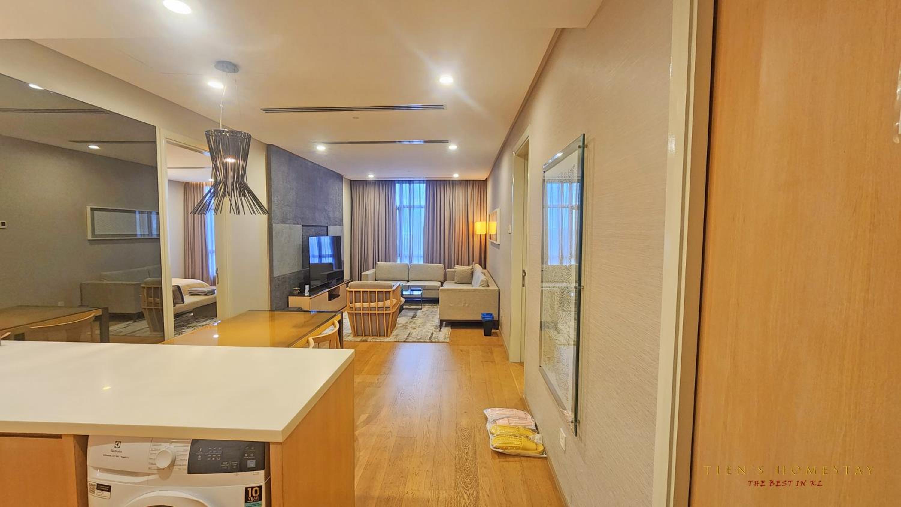 Luxurious stay in 188 Fraser Residence Suite