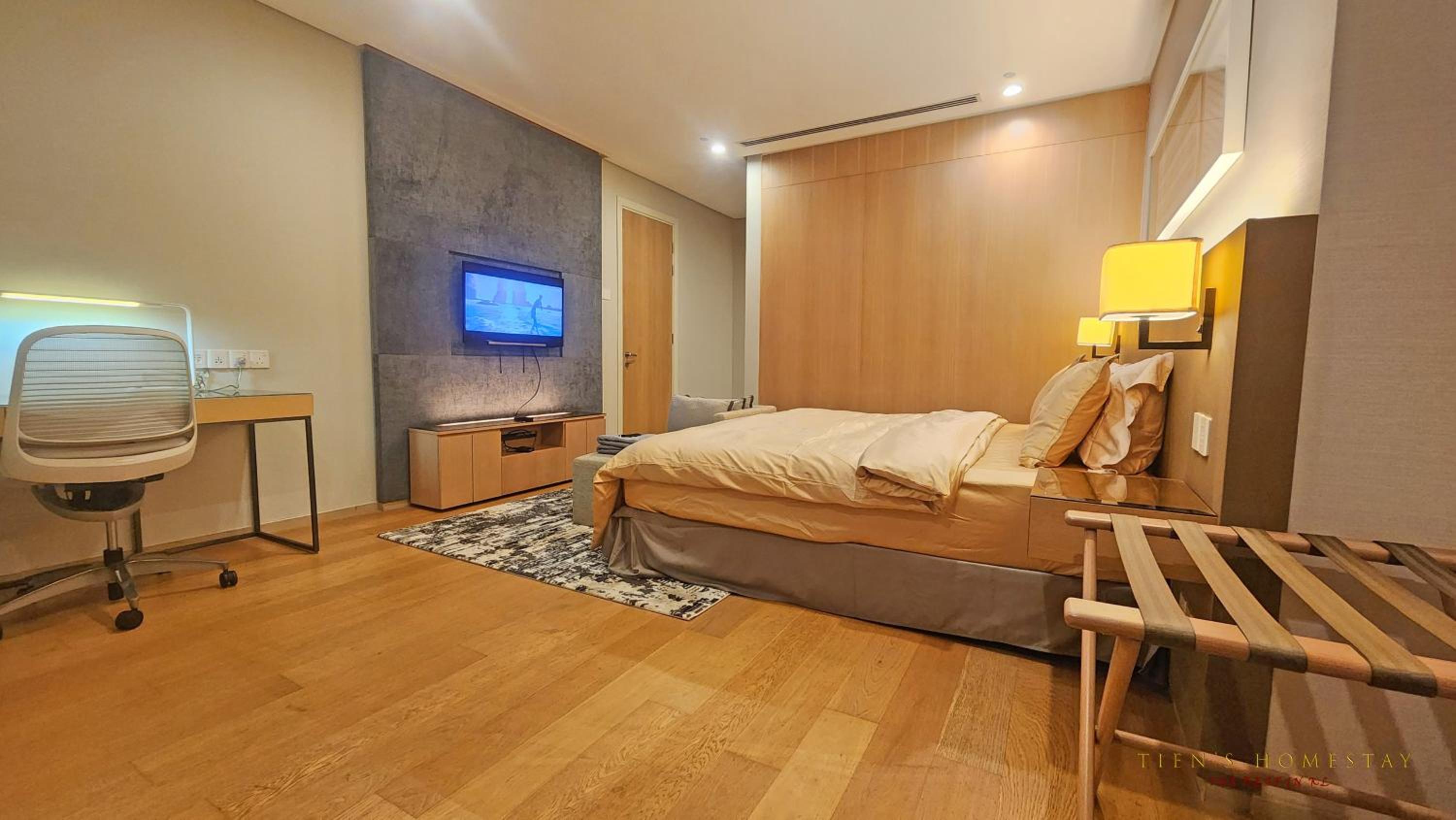 Luxurious stay in 188 Fraser Residence Suite