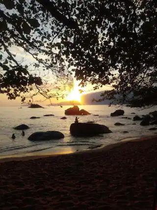 Ilhabela 1 verde Praia do Julião suíte a 70 m da areia