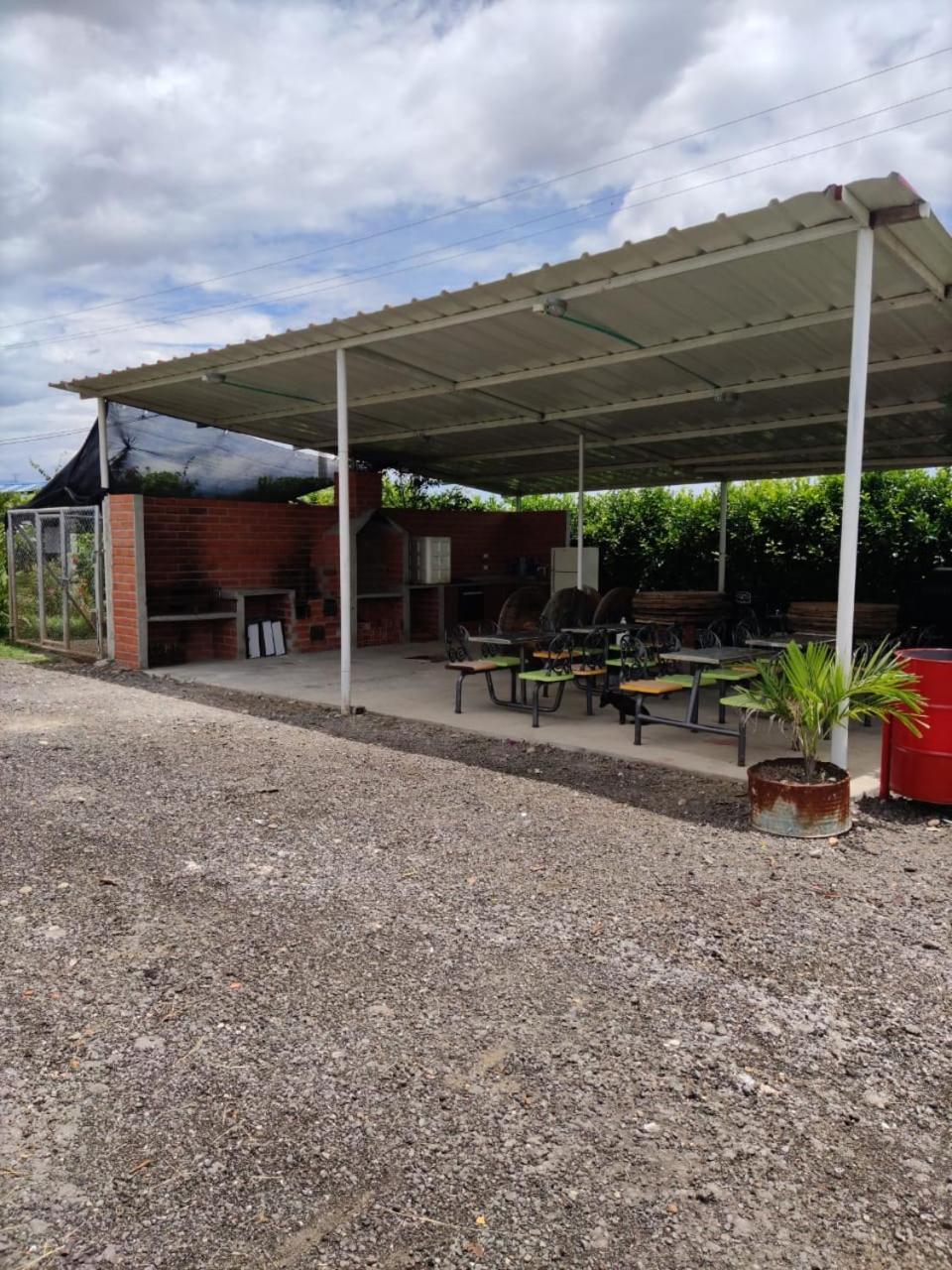 QUINTA RANCHO SANTIAGO CAMPESTRE capacidad 50 huéspedes