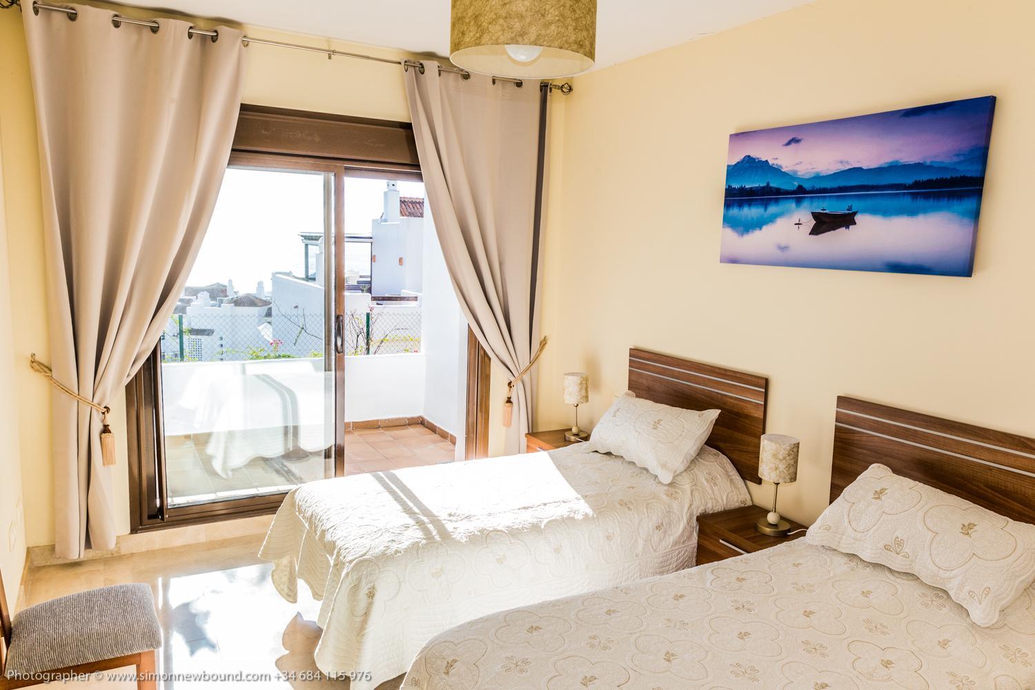 Beach & Golf Apartment 2 beds 2 baths Sea View, Alcaidesa, Costa Del Sol view 3
