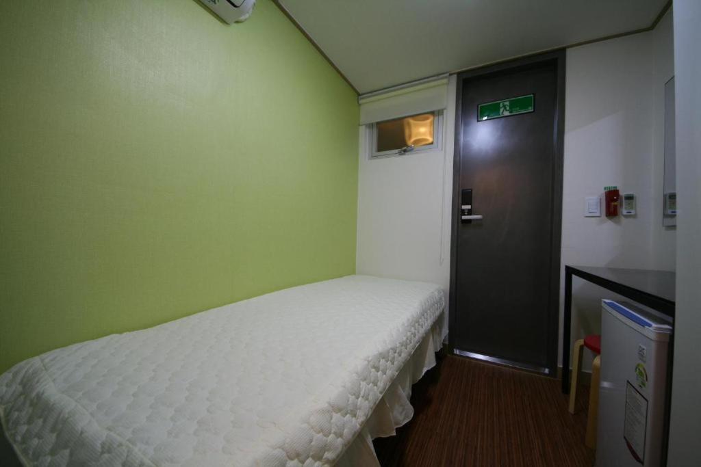 Star Guest House