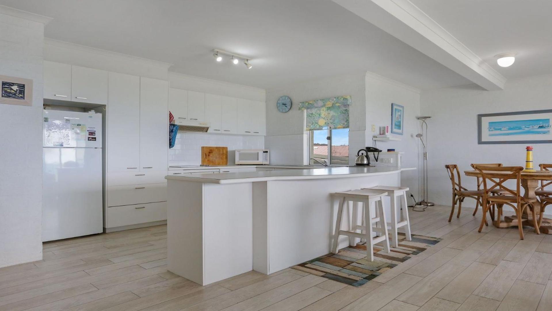Unit 3 18 Surf Circle Tura Beach