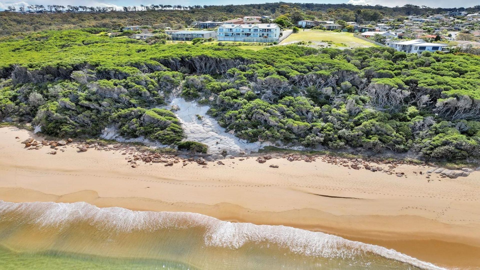 Unit 3 18 Surf Circle Tura Beach
