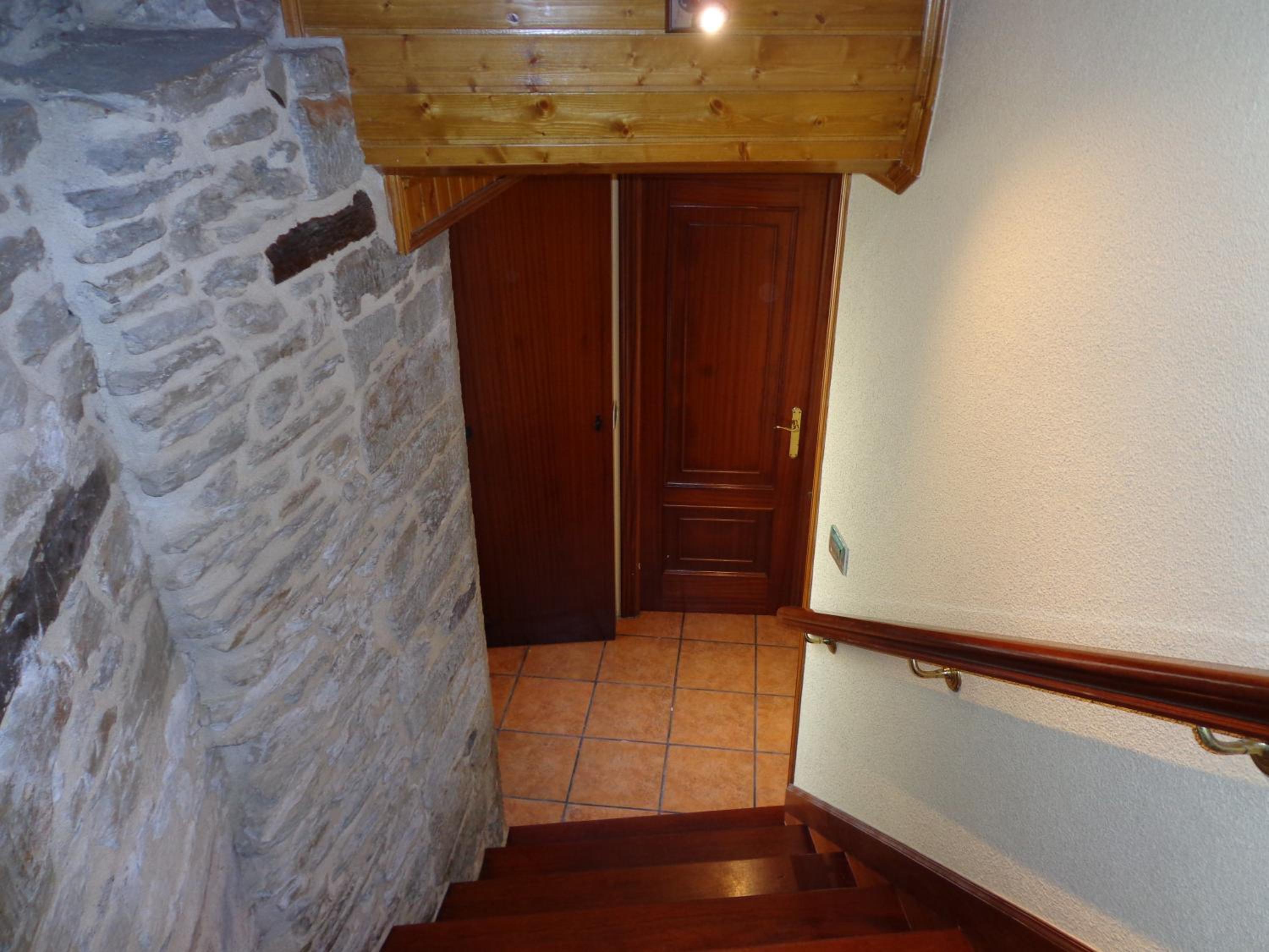 Photo 34
