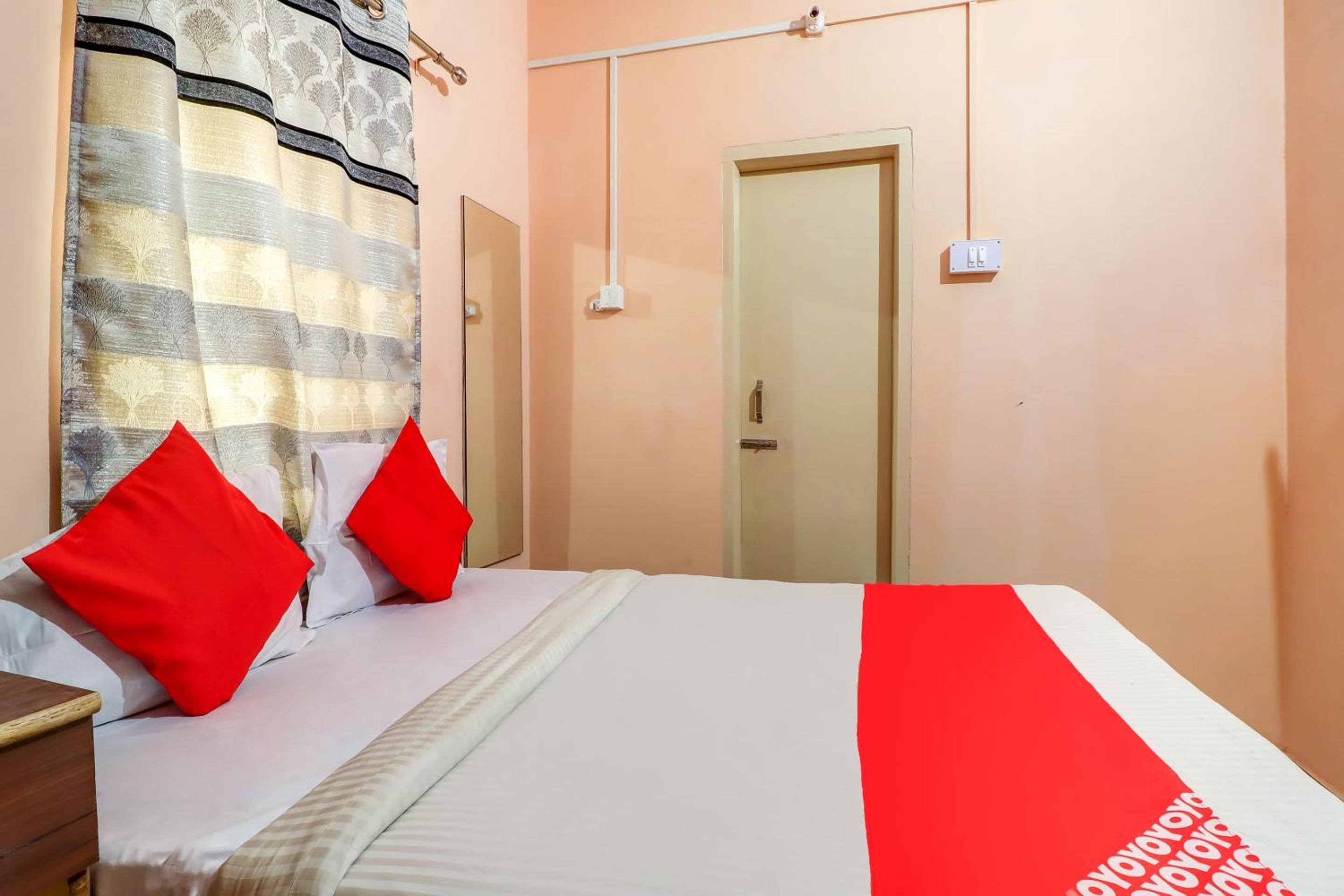 Hotel O by OYO Sidhu Kanhu & Banquet view 4